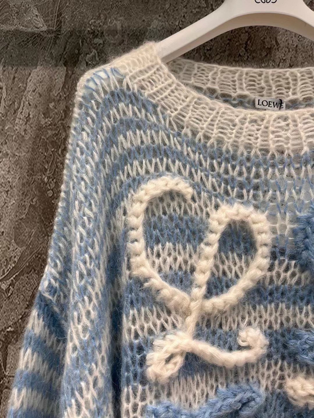 LO 25 Lightweight blended blue mohair sweater