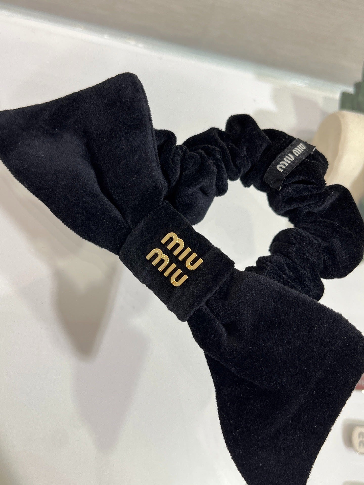 M 25 New Gold Letter Velvet Bow Hair Bands