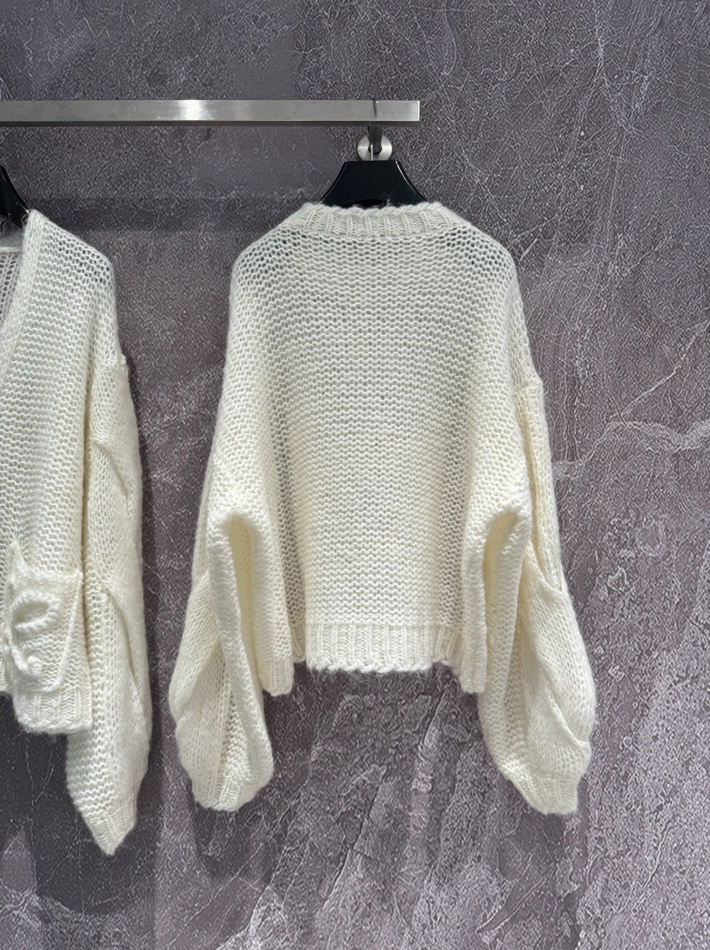 LO 25 Cream White Mohair Sweater