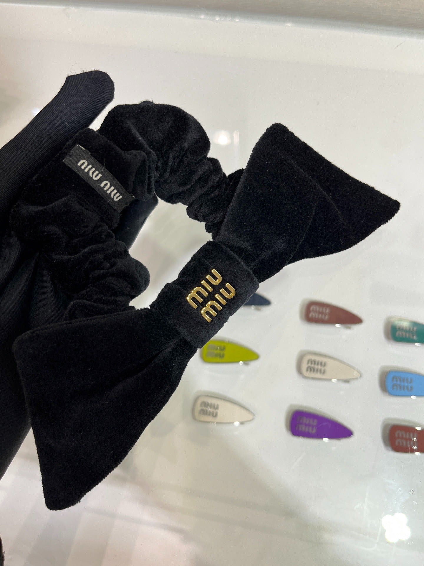 M 25 New Gold Letter Velvet Bow Hair Bands