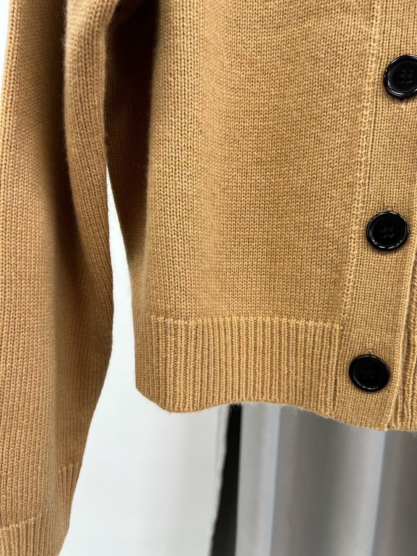 m 24 Spring/Summer New Single Breasted Knit Cardigan with Logo Printing