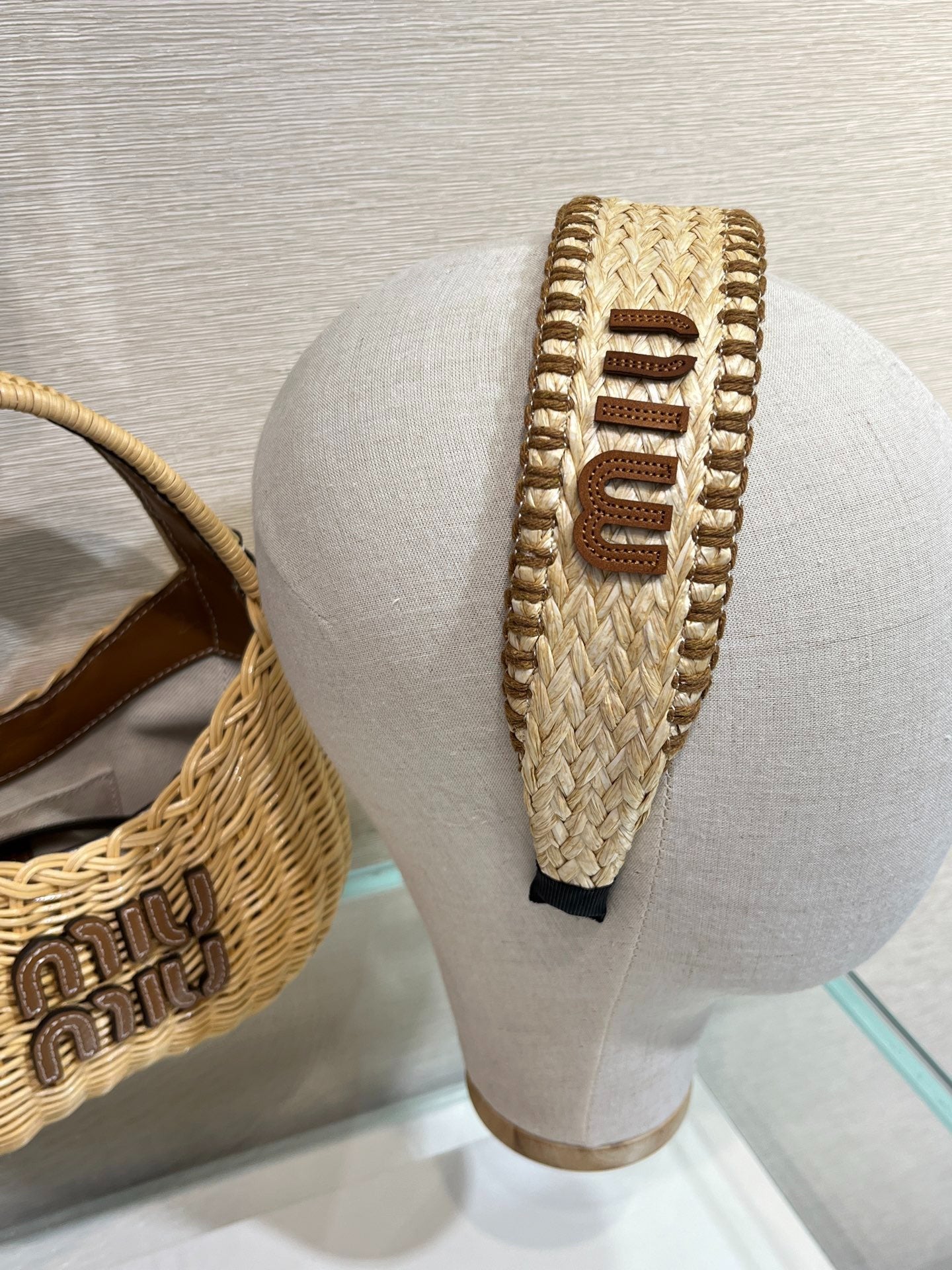 M 25 New Brown Leatherface Letters Wide Straw Hairband