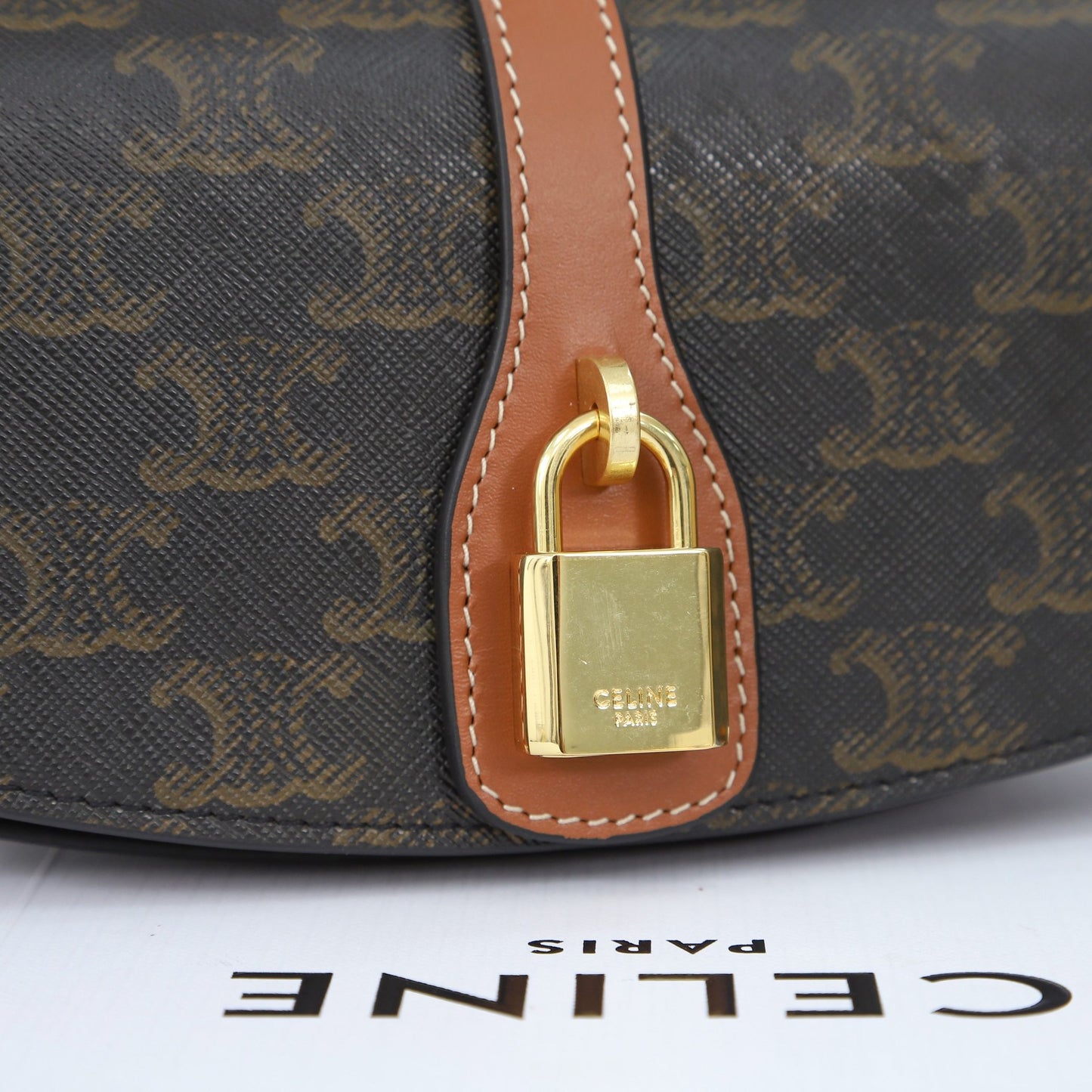 CE 25 LOGO printing gold lock decoration hand-held shoulder bag