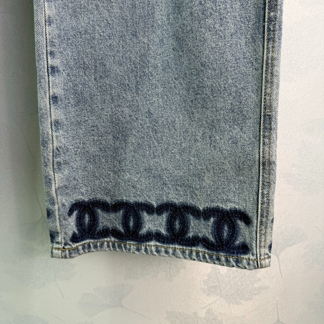 C 25 Spring and Summer New Products Wide-leg Jeans,