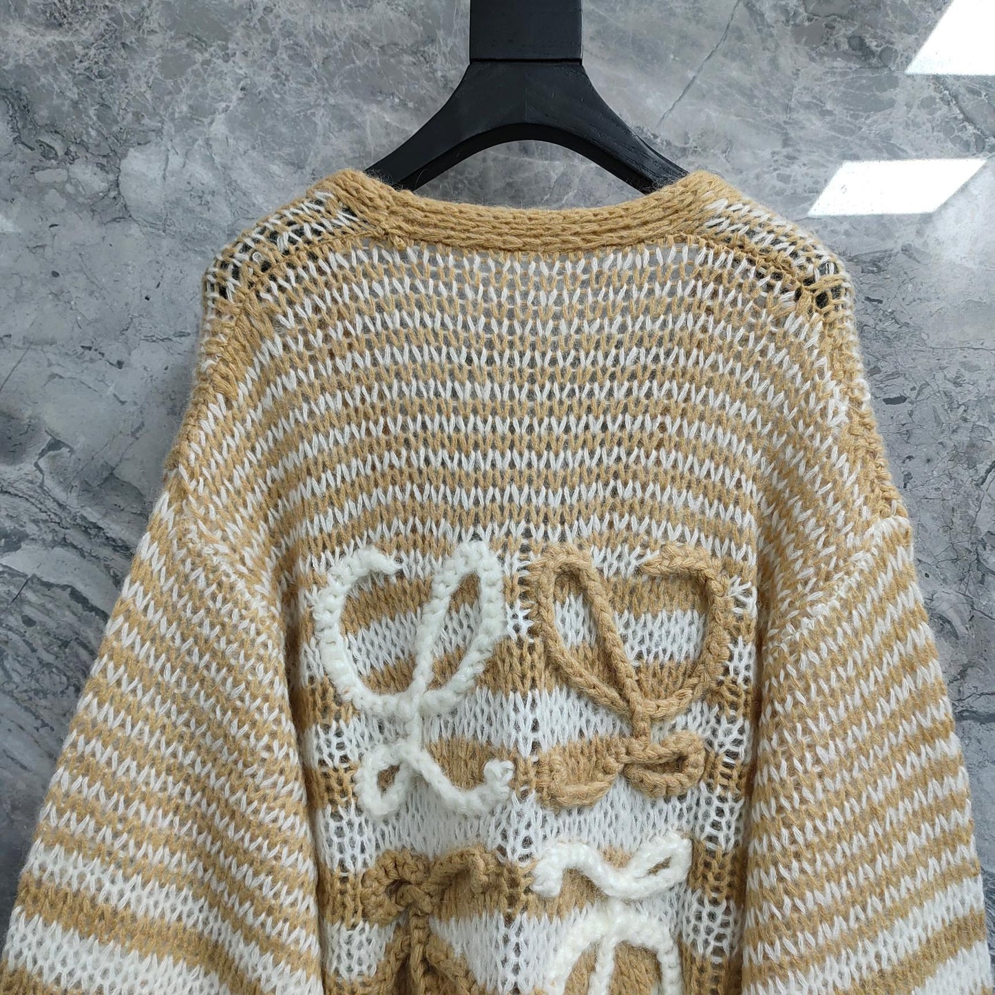 LO 24 Mohair V-Neck Cardigan