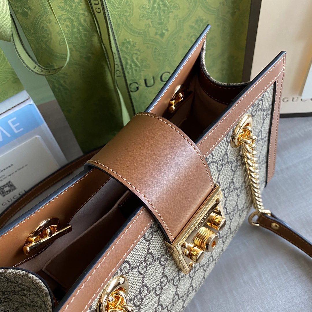 G Padlock small shoulder bag Beige/ebony GG Supreme canvas, with brown leather detail