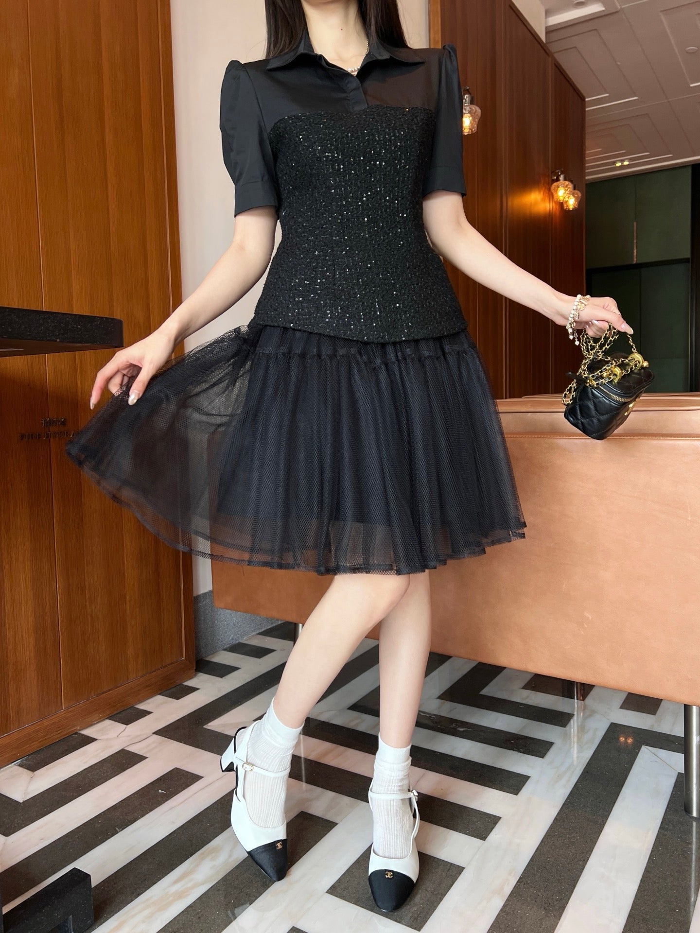 C 25ss Woven sequined shirt(WHITE,BLACK)