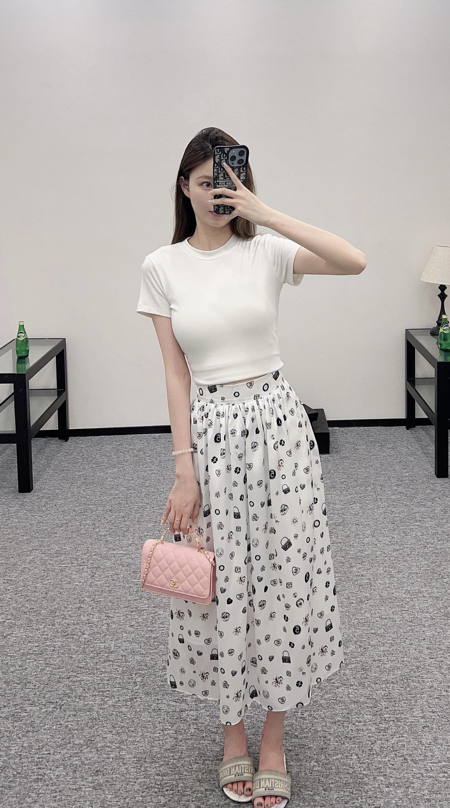 C 2025 new product High waist mid-length skirt