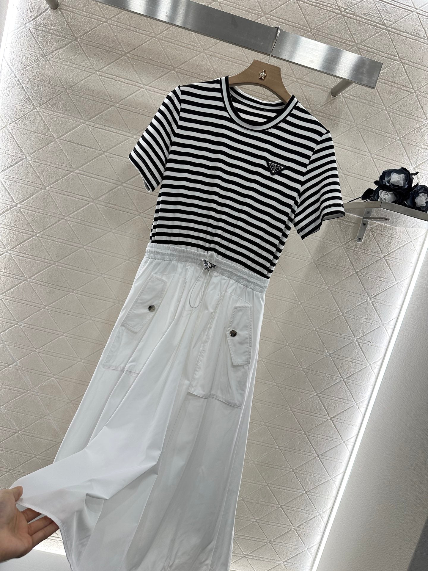 P 25 new products Striped dress