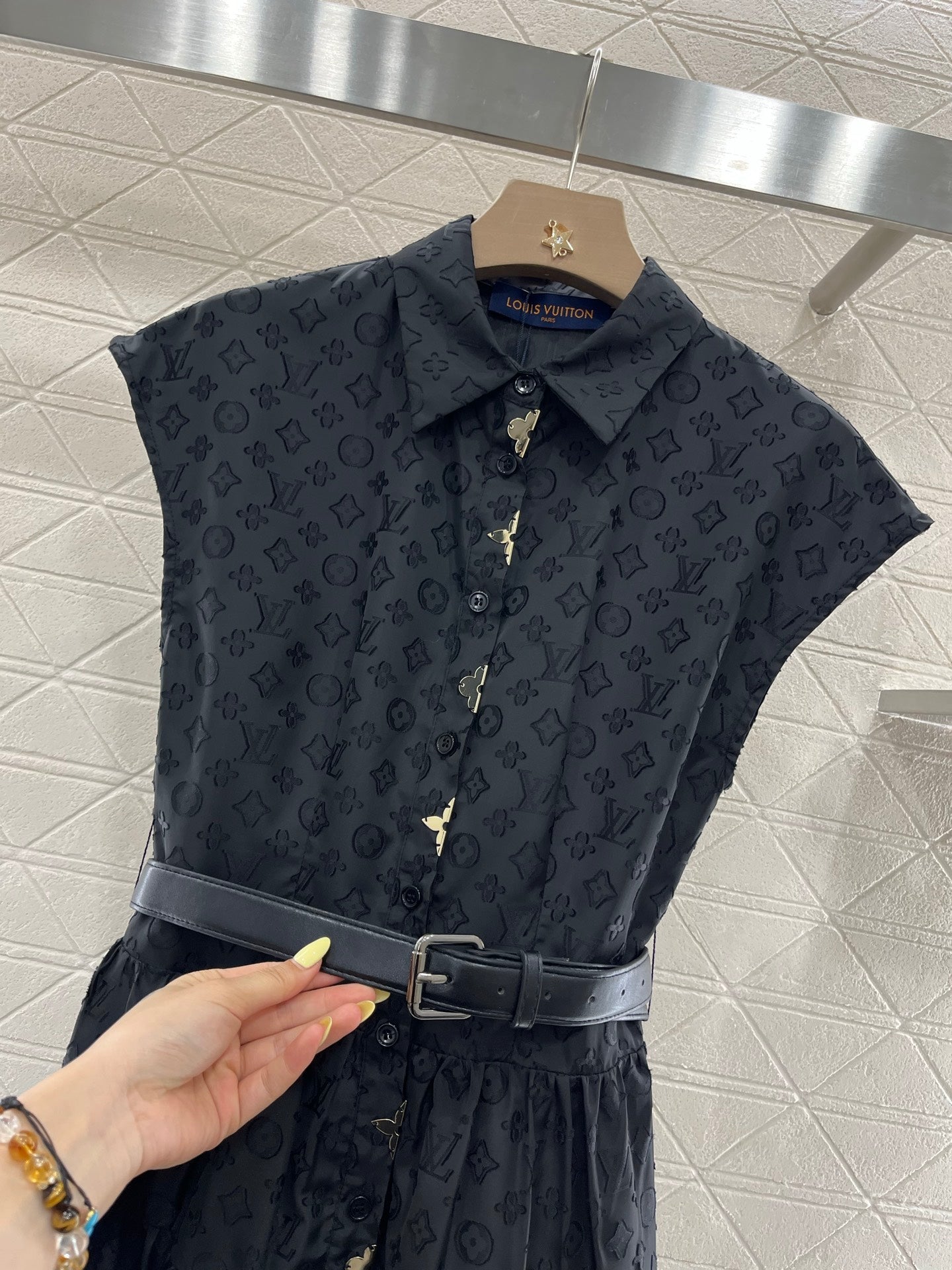 L 25 new products Belt dress