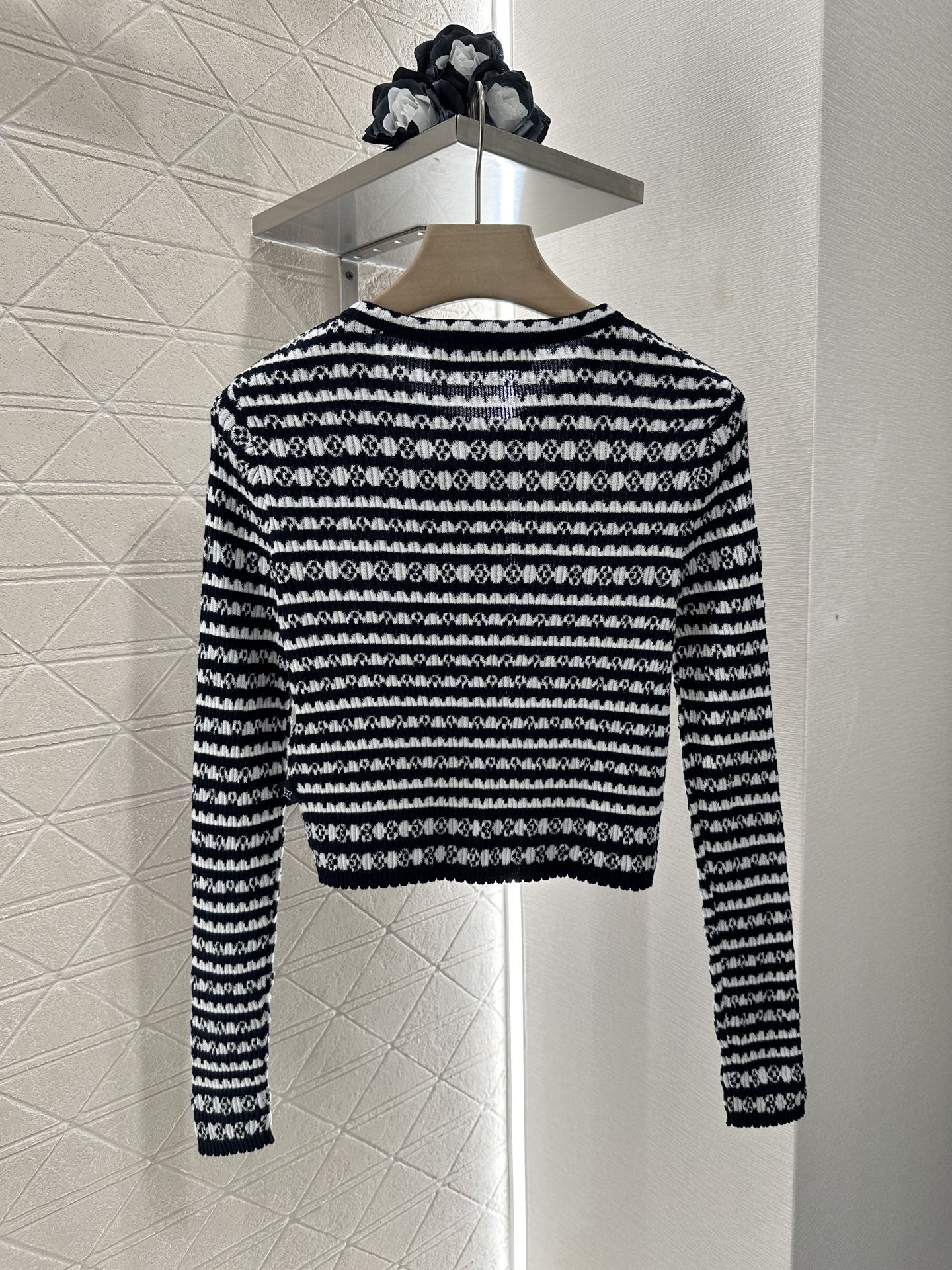 L 2025 new products Knitted cardigan
