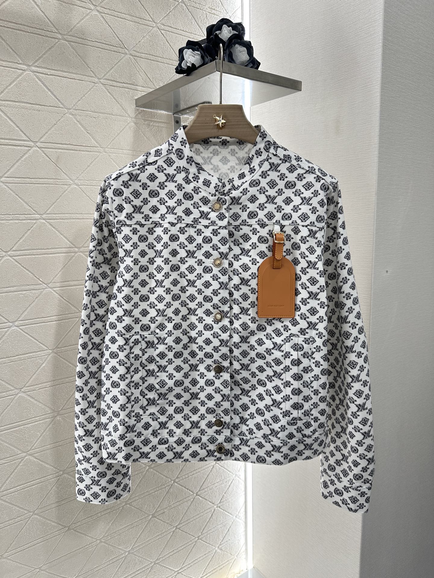 L 2025 new product Denim jacket and shorts set