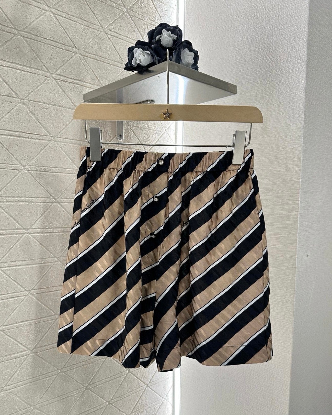 L 2025 new products Silk shorts