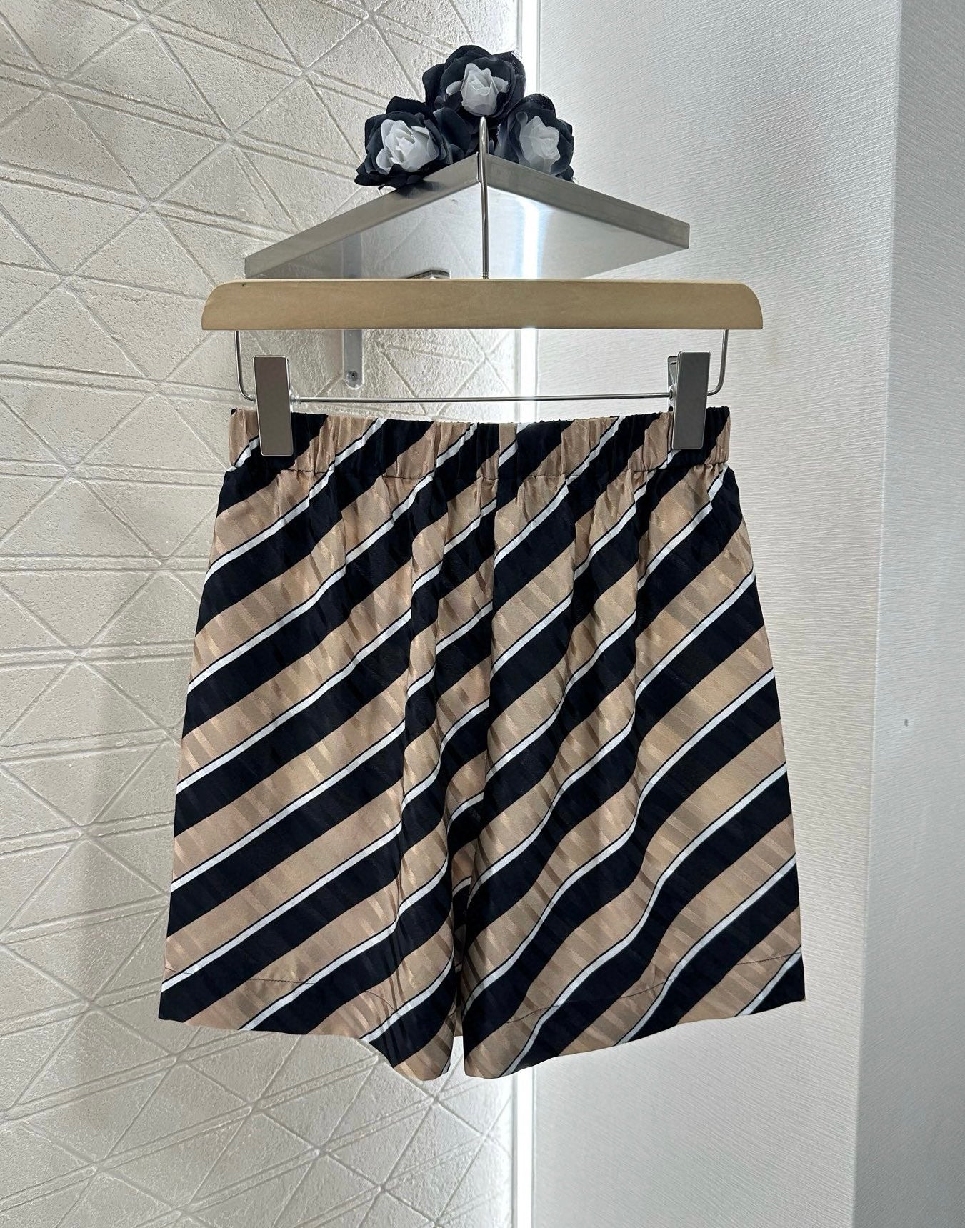 L 2025 new products Silk shorts