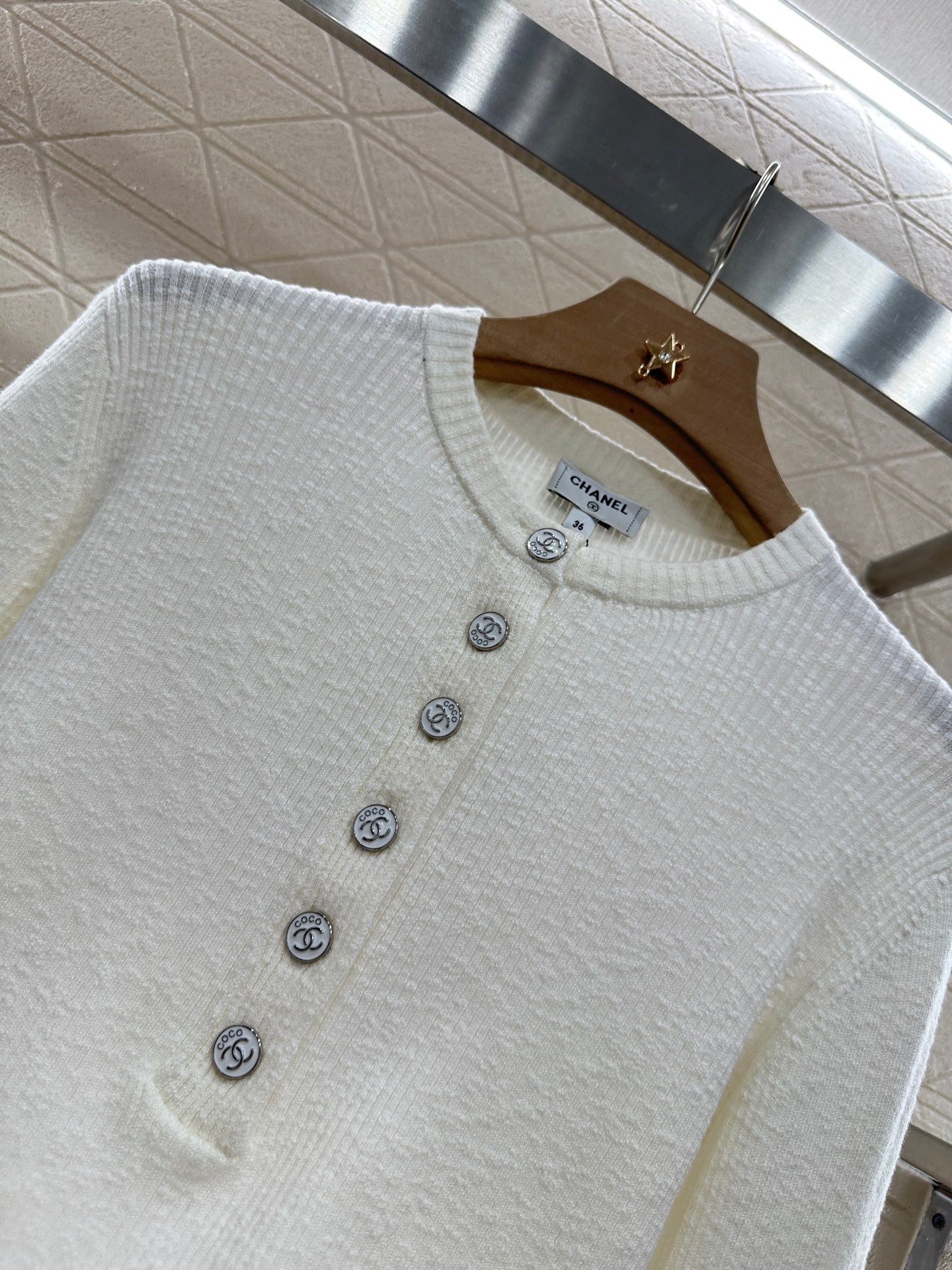 C 2025 new product Knitted long sleeve
