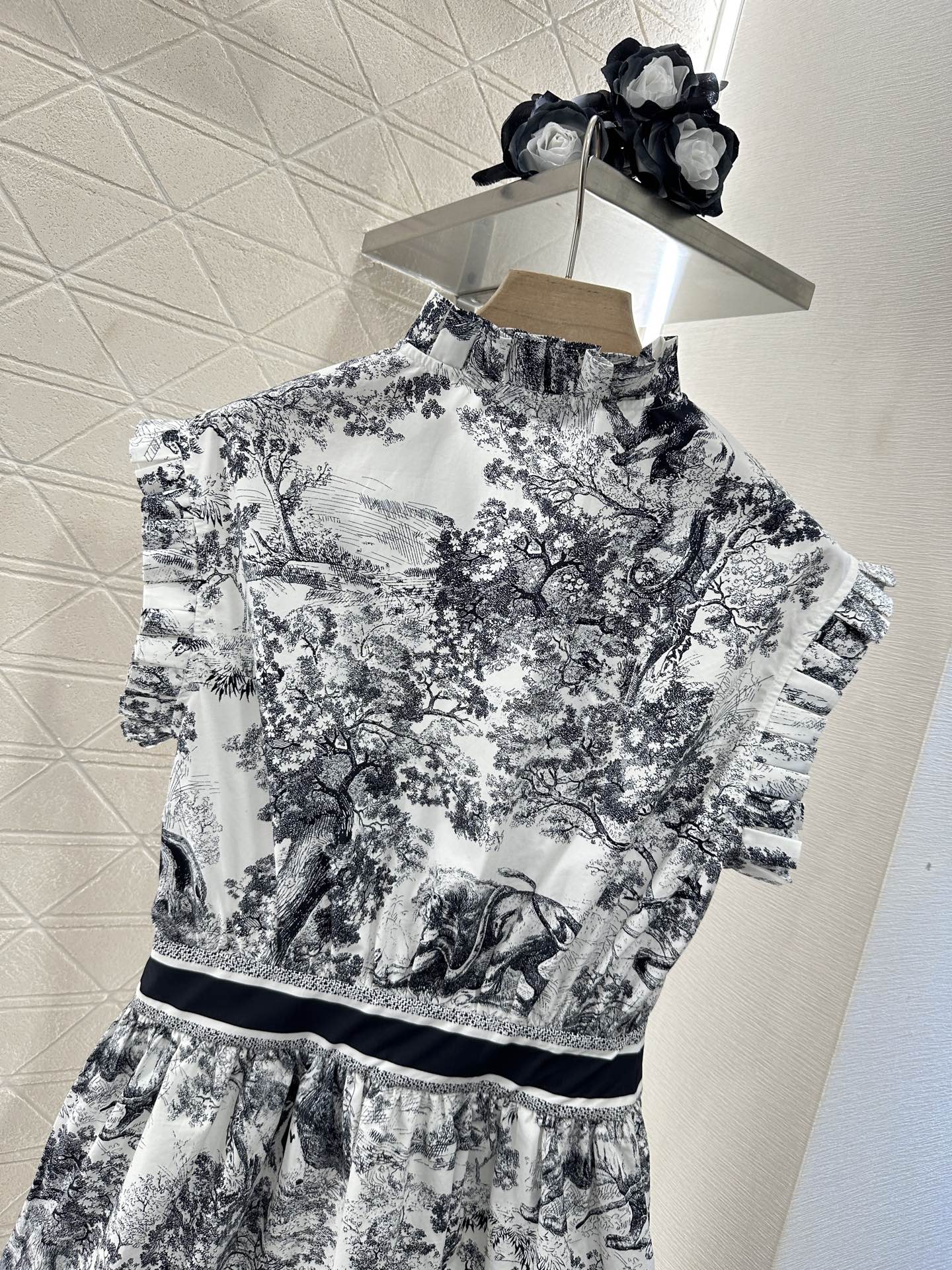 D*♥2025 new product Printed waist dress