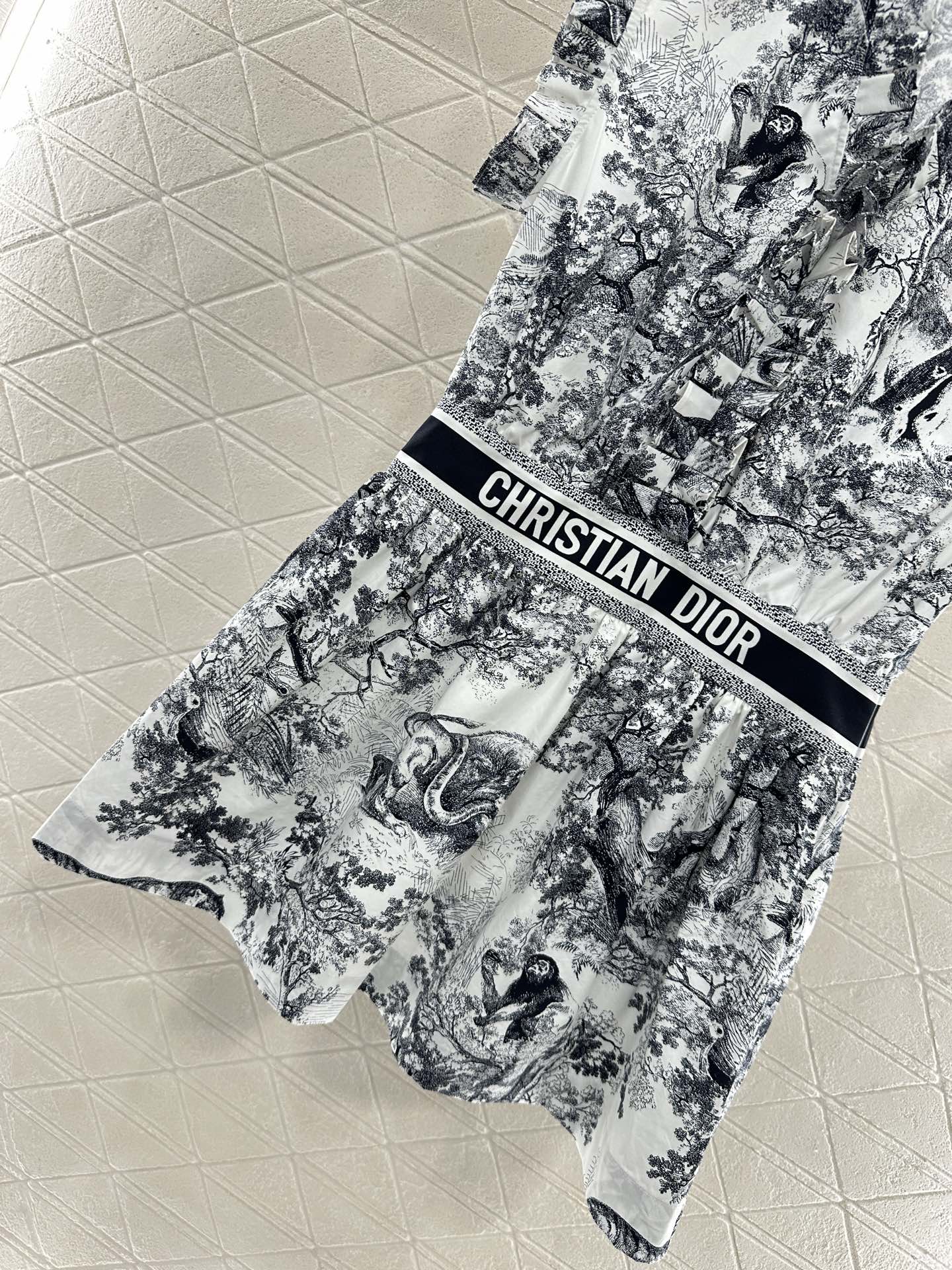 D*♥2025 new product Printed waist dress