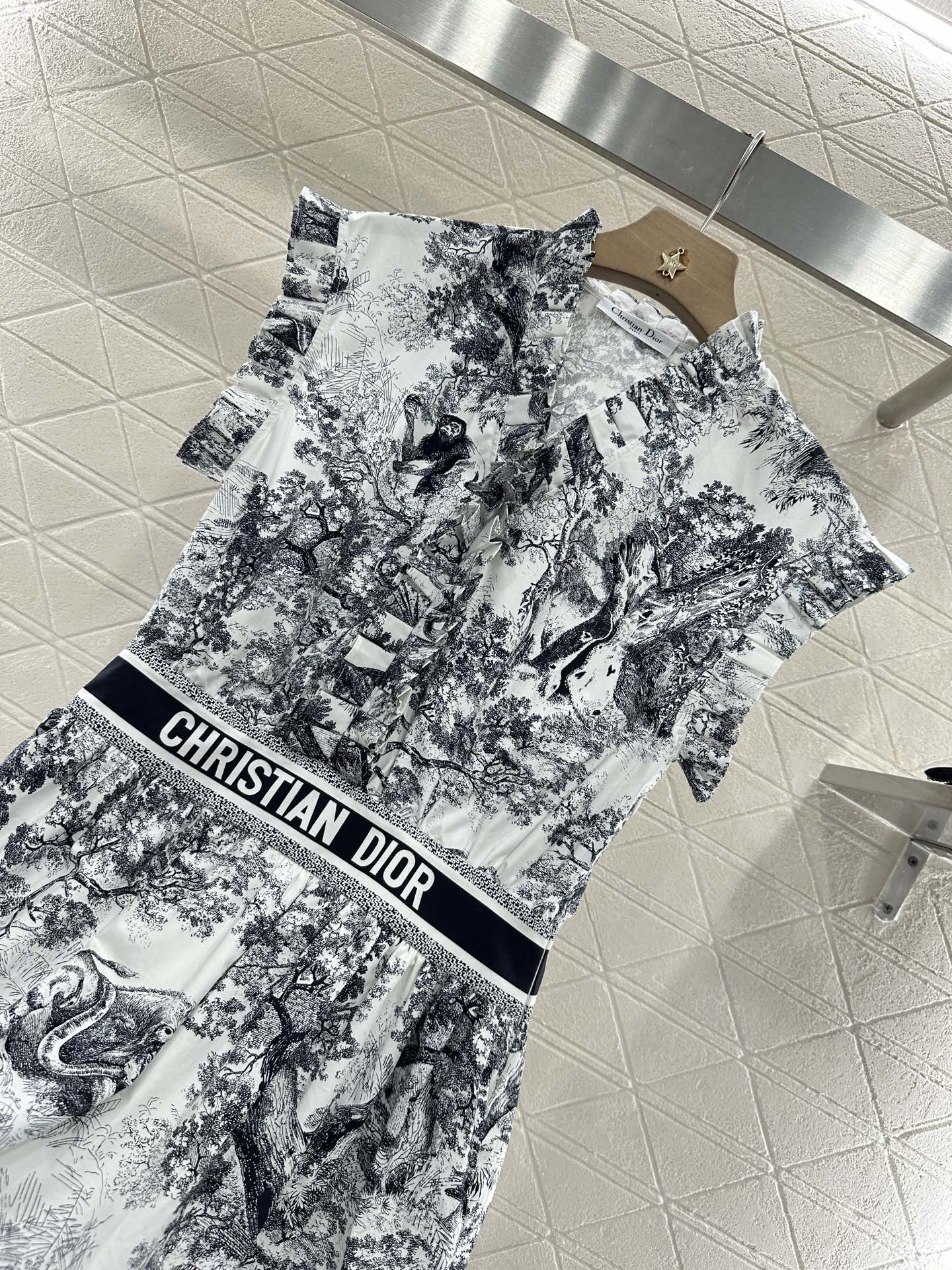 D*♥2025 new product Printed waist dress