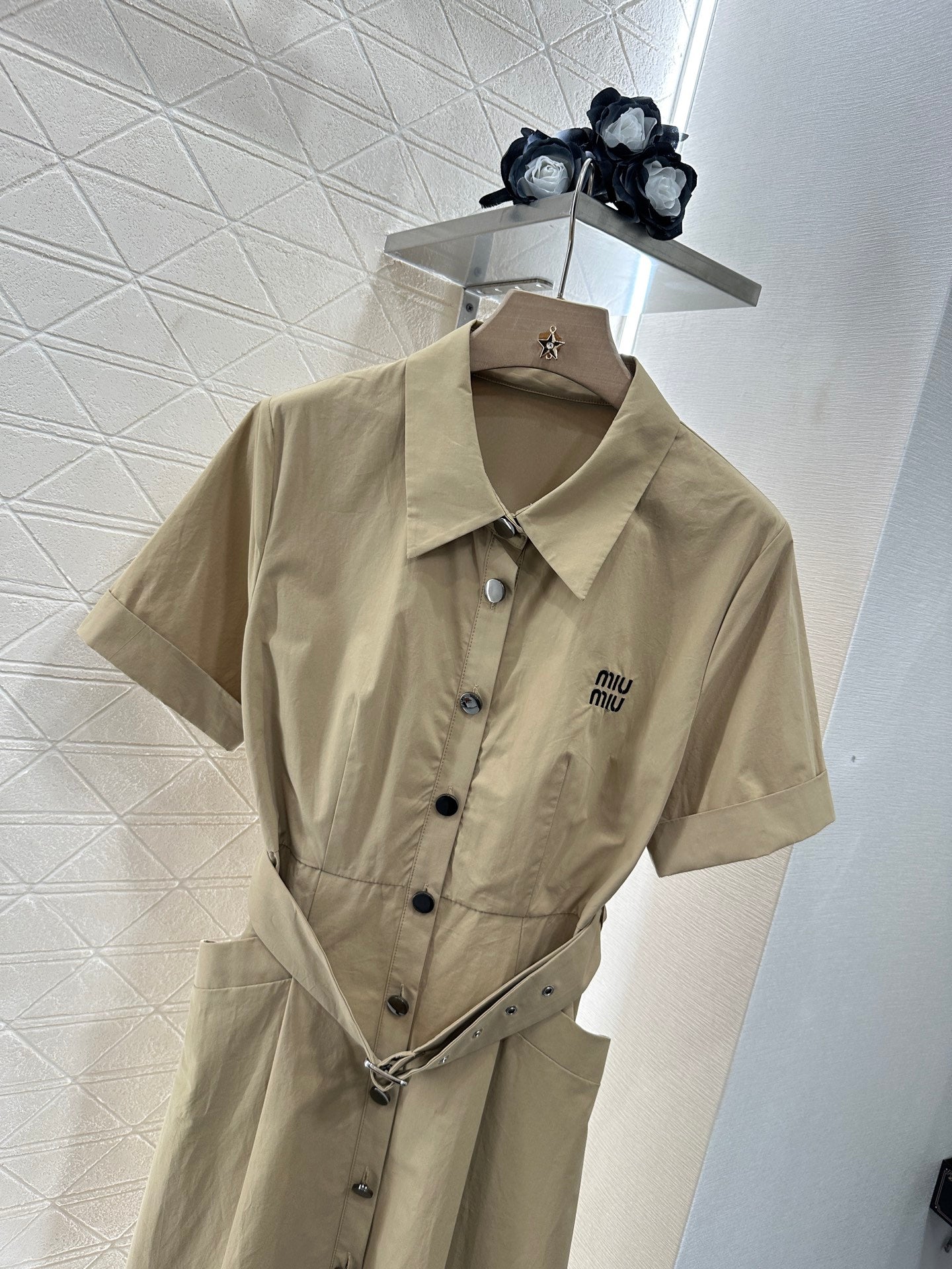 M 25 new products Belt shirt dress