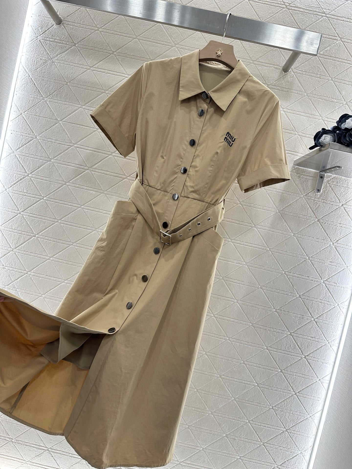 M 25 new products Belt shirt dress