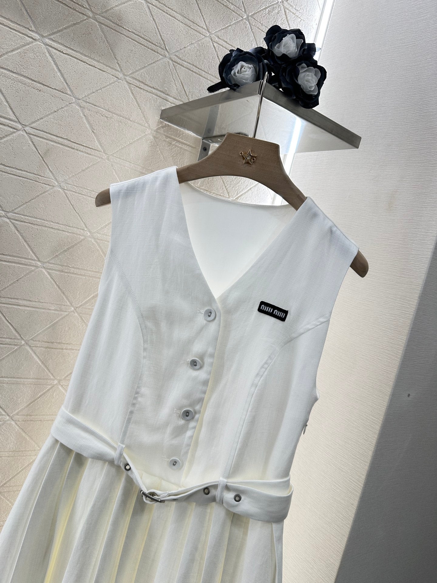 M 25 new product Belt pleated vest dress