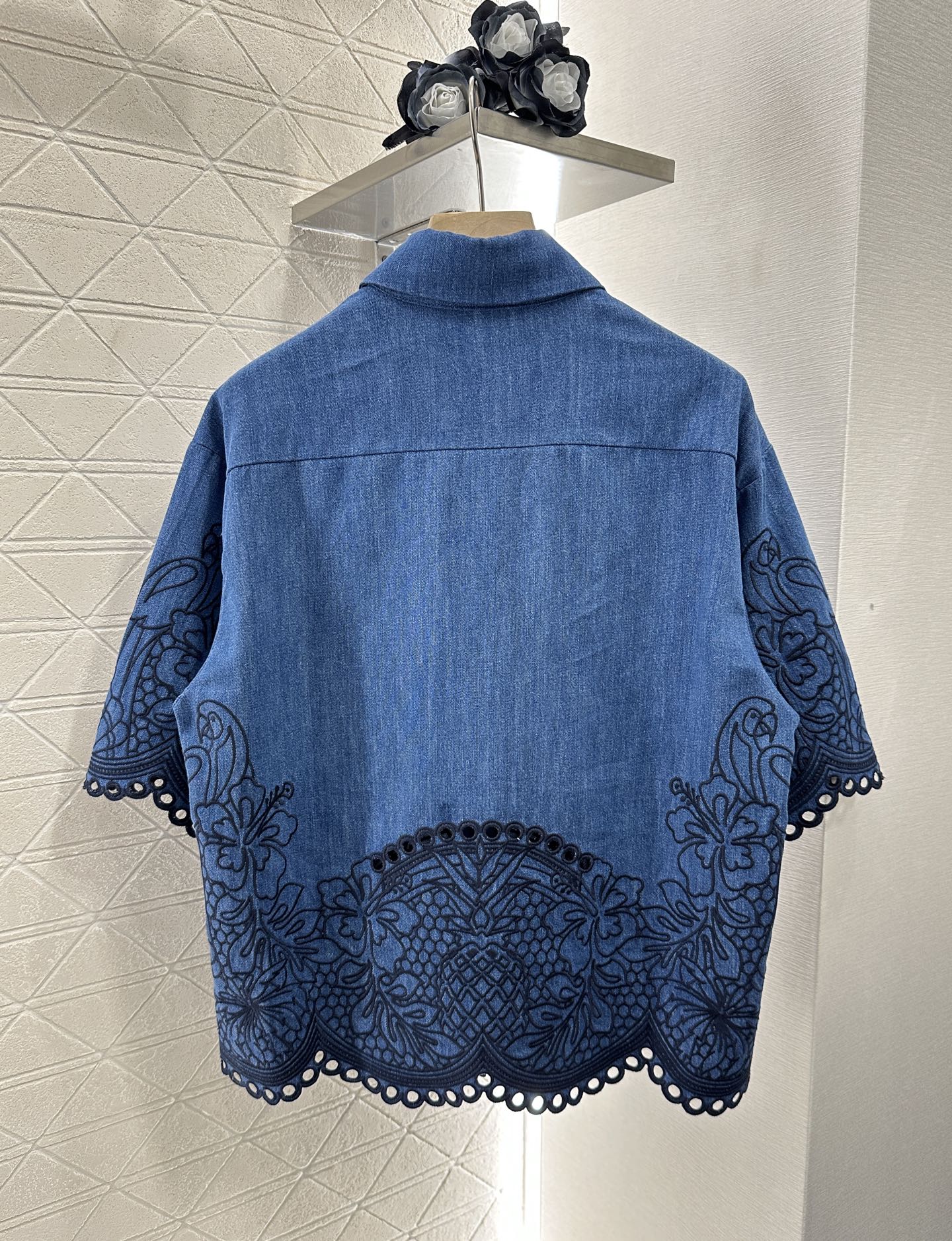 Z*♥New Arrival Embroidered Denim Shirt Shorts Set