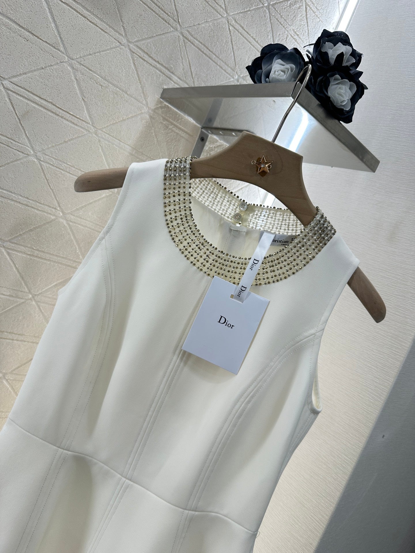 D*♥2025 new products Beaded sleeveless dress)