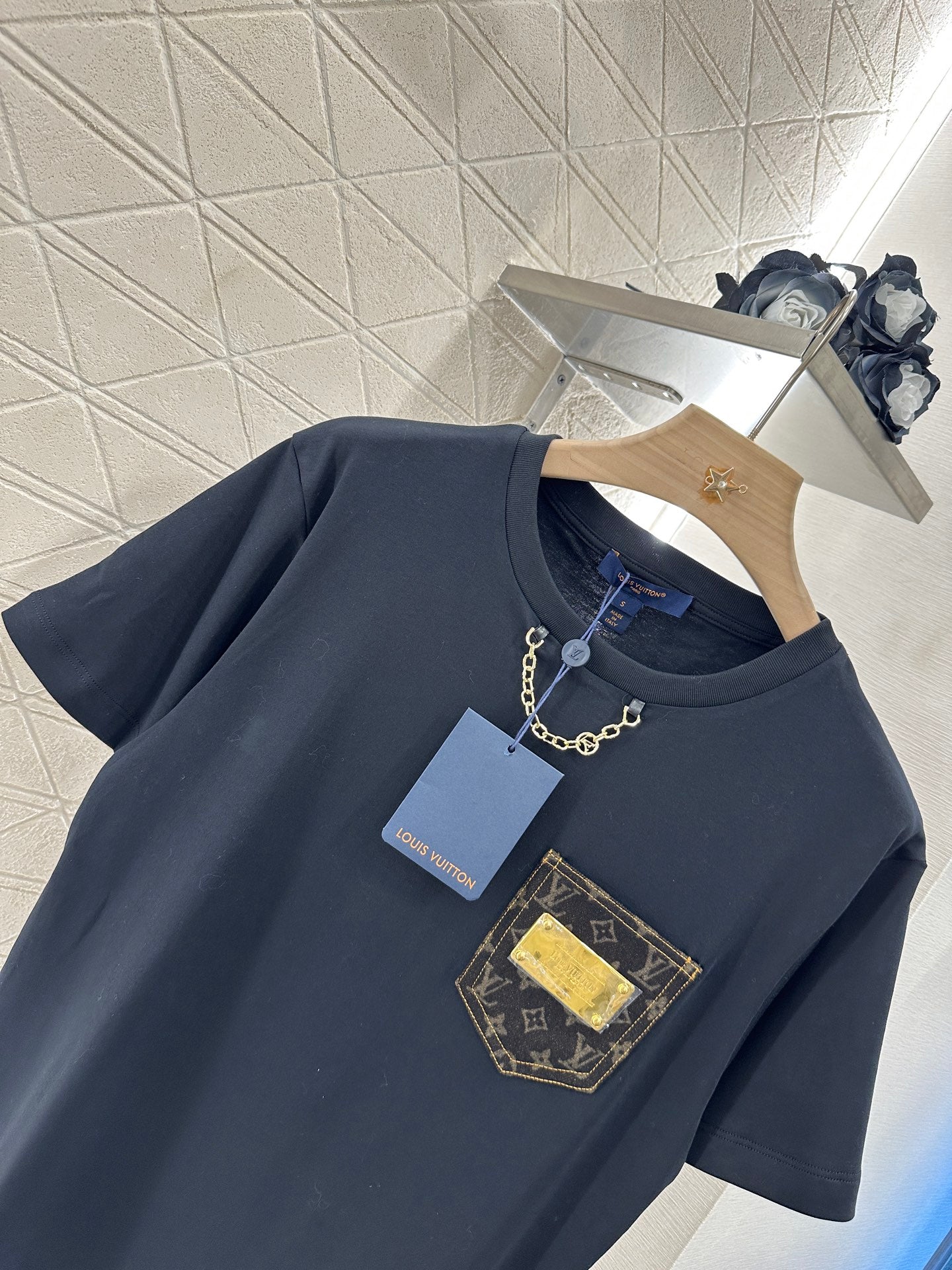 L 2025 new product Metal logo short sleeves