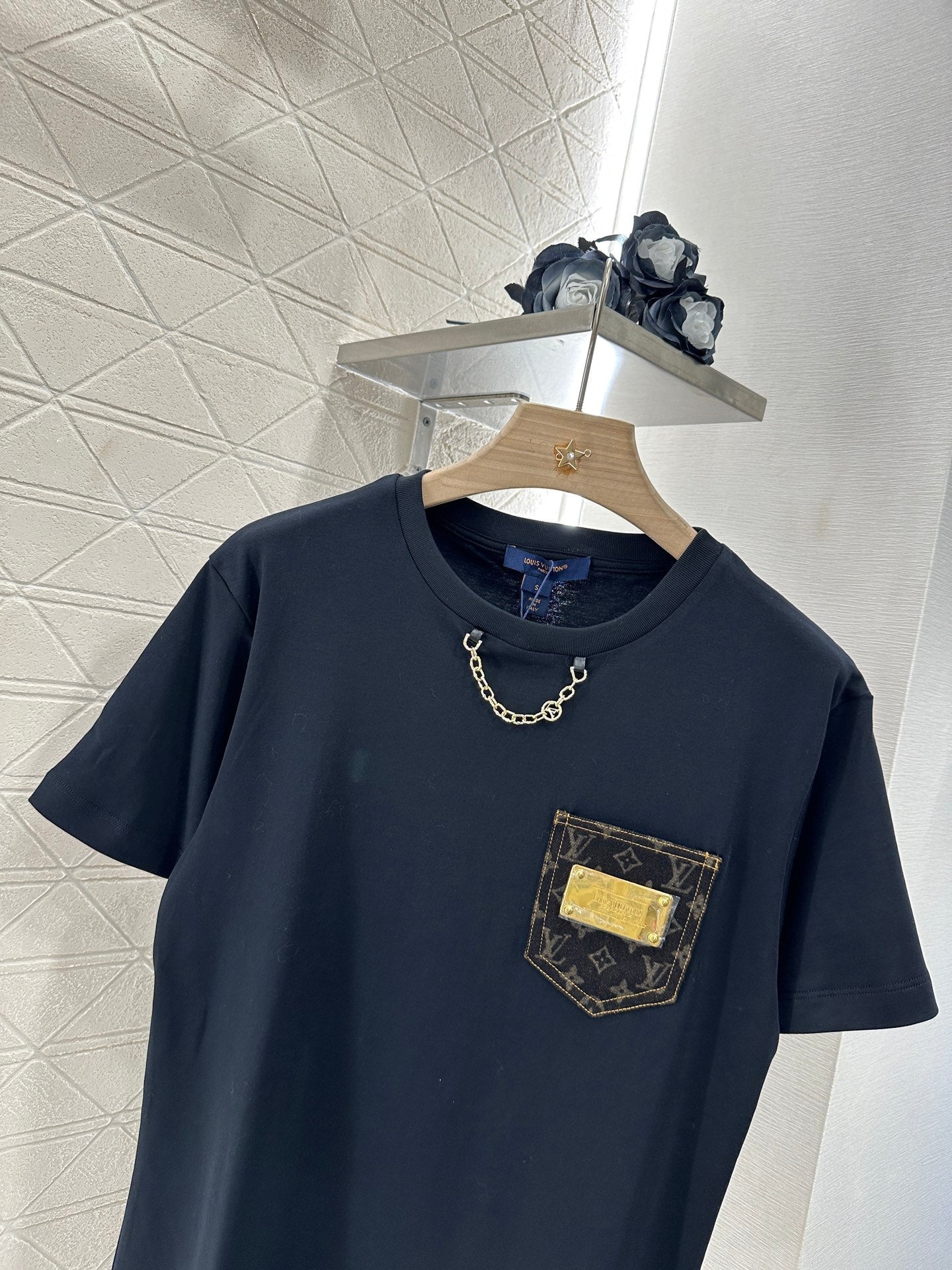 L 2025 new product Metal logo short sleeves