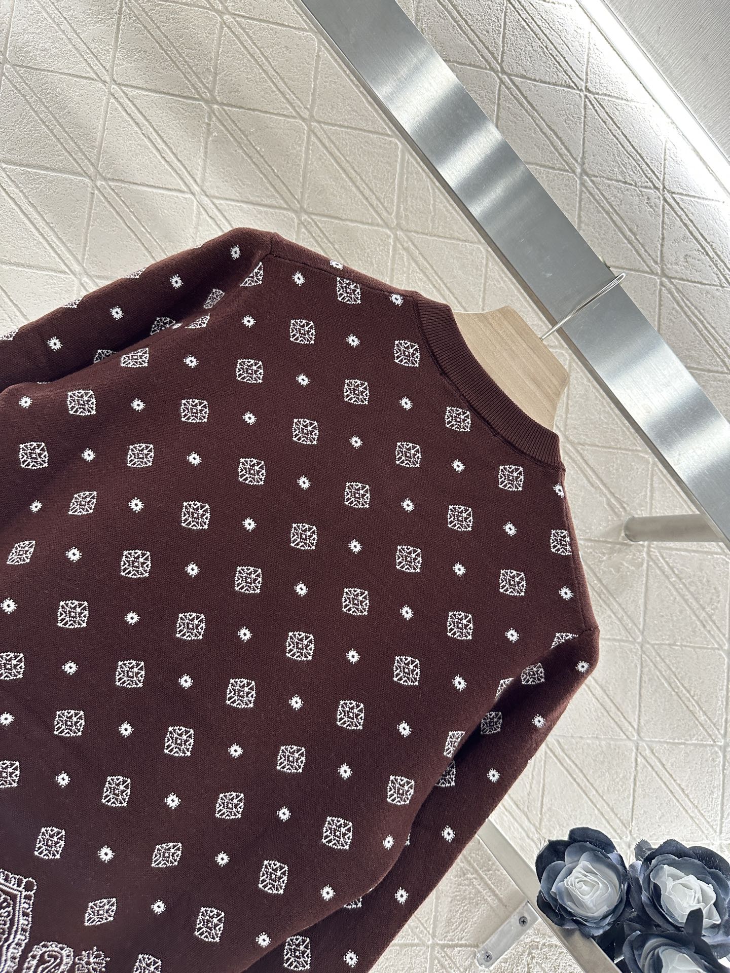 M 2025 new product Knitted long-sleeved cardigan