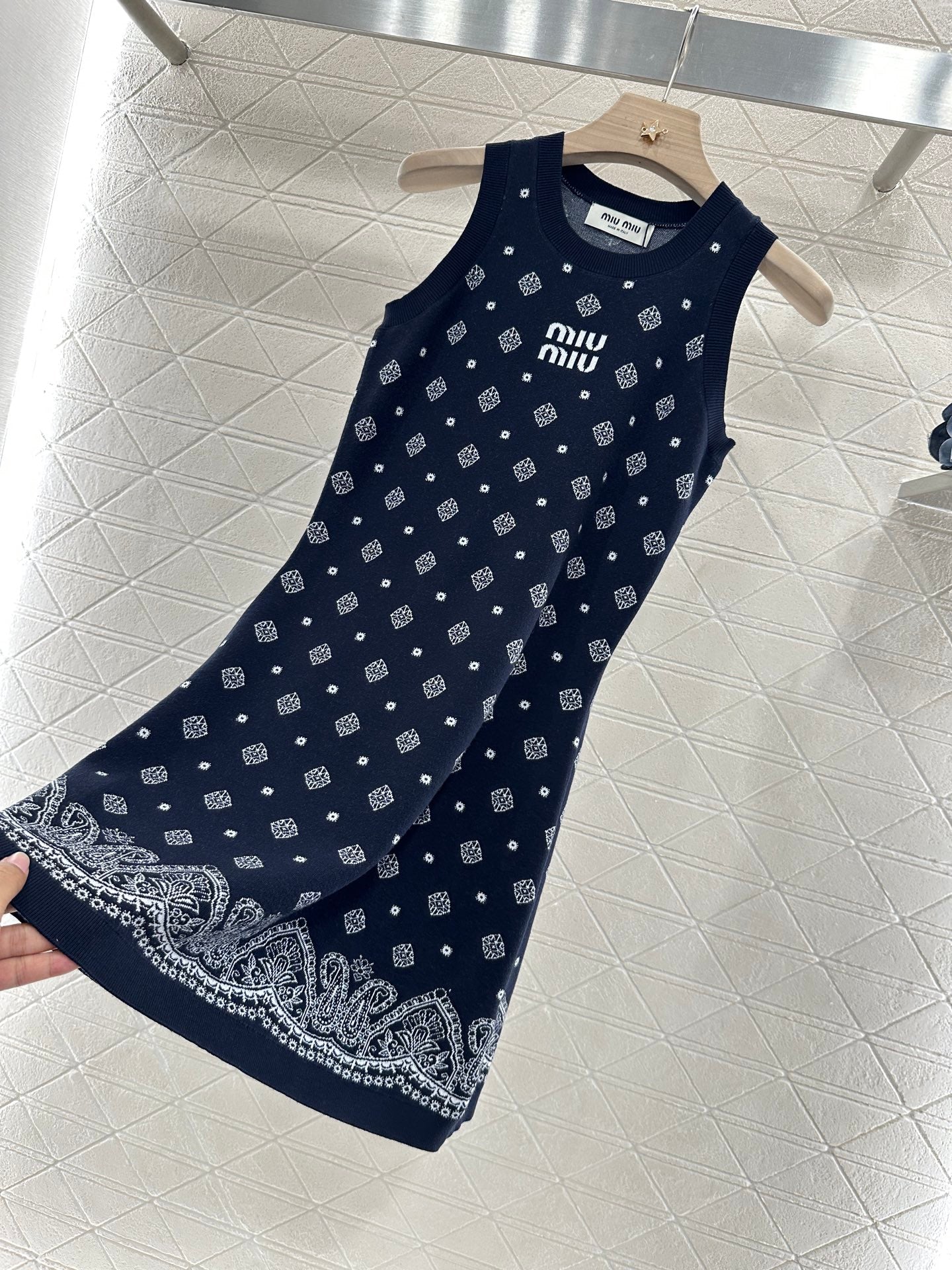 M 2025 new product Knitted vest dress