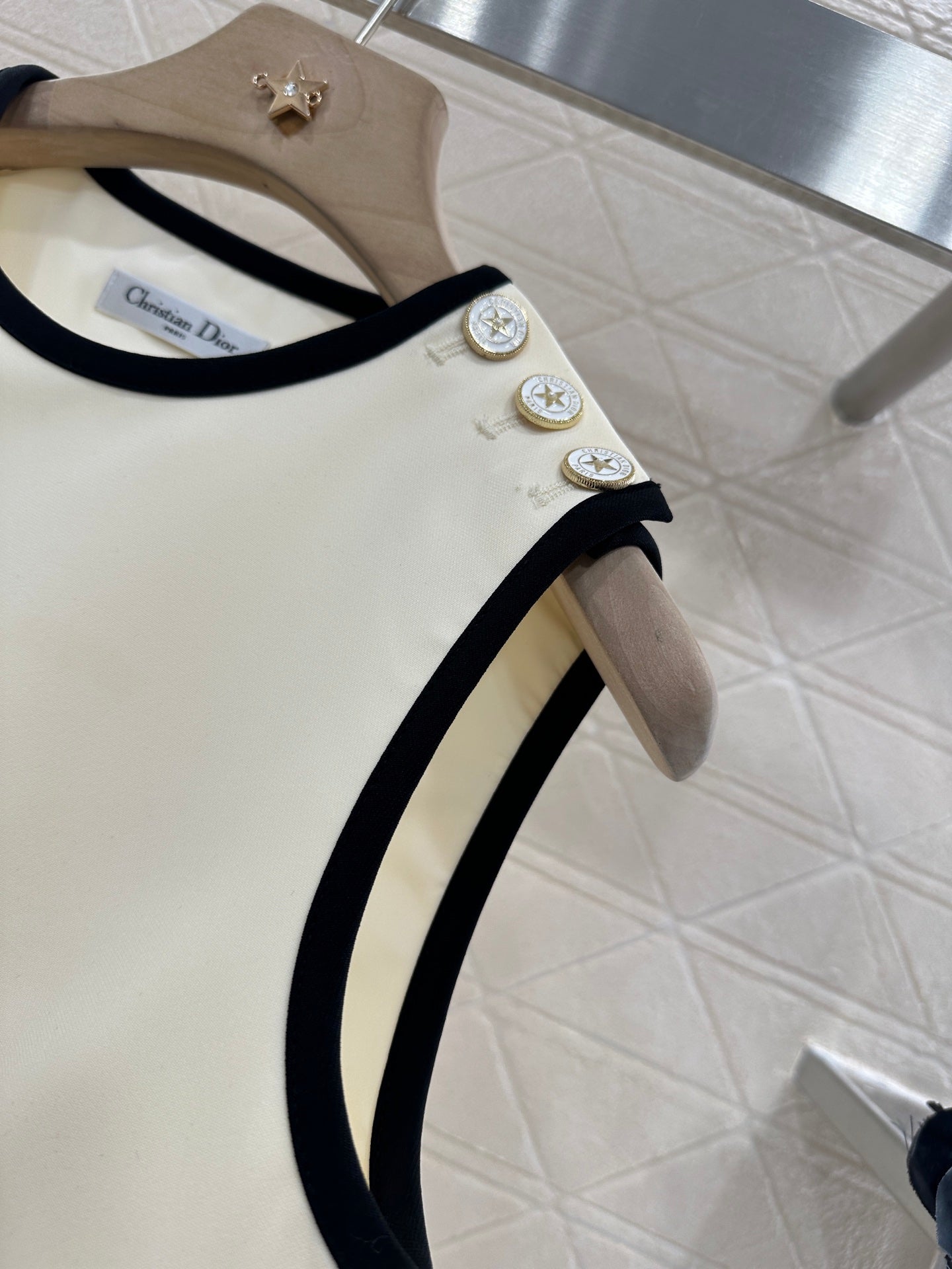 D 2025 new product Shoulder buckle vest dress