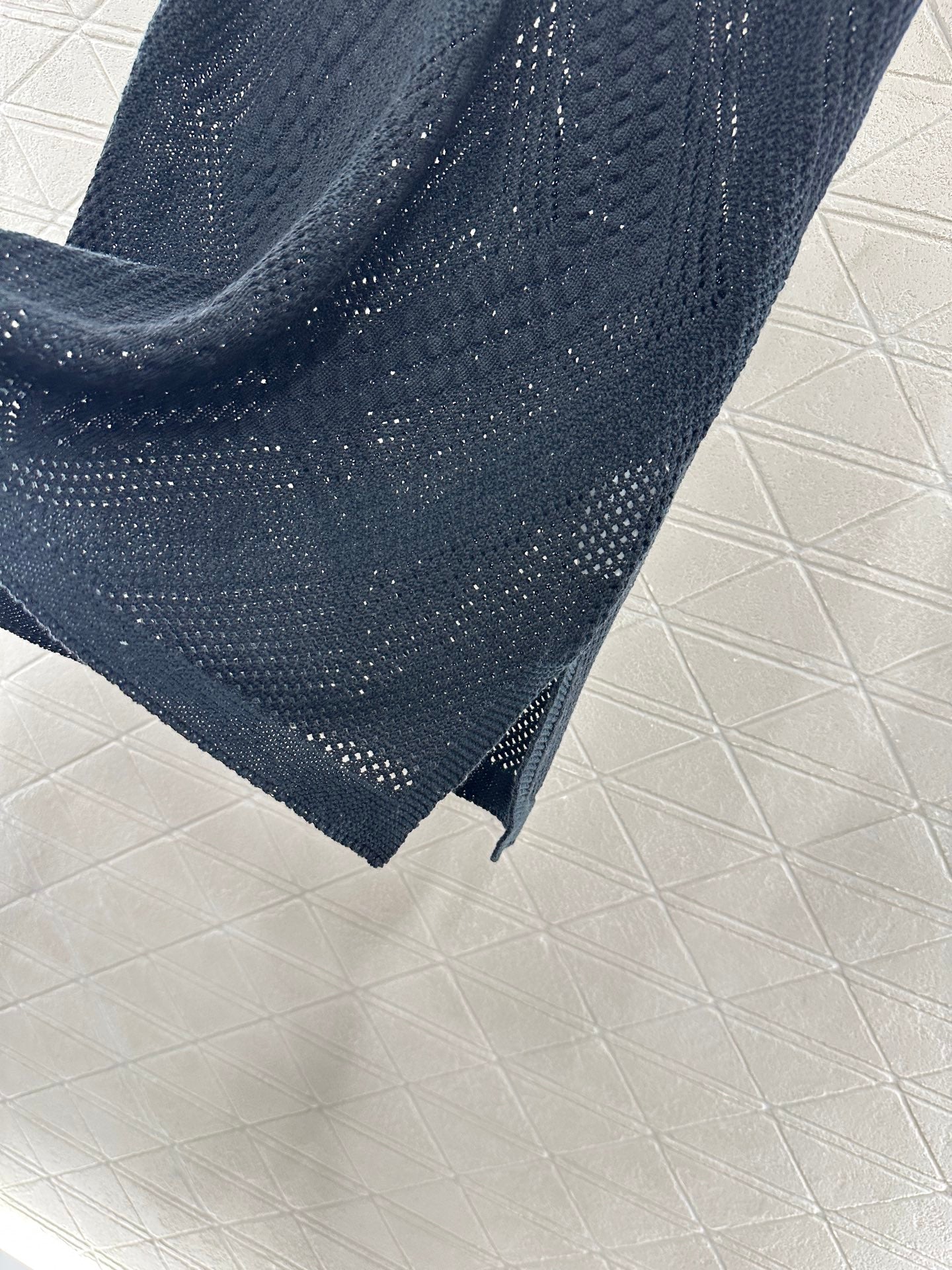 P 2025 new product Hollow knitted vest