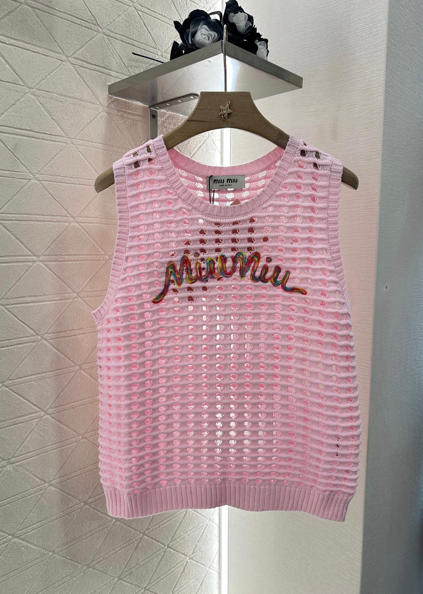 M 2025 new product Hollow knitted vest