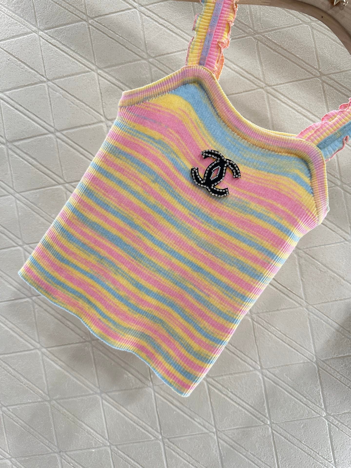 C 2025 new product Striped knitted vest
