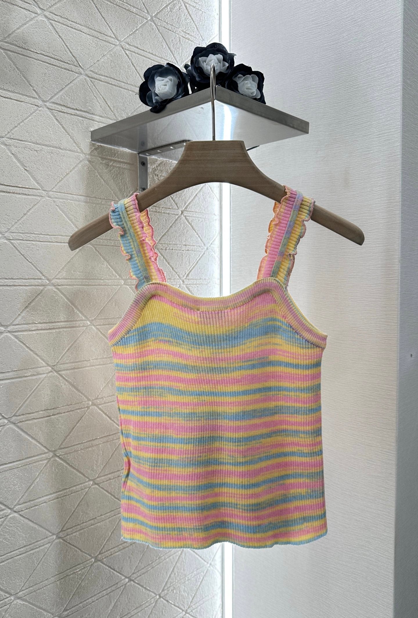 C 2025 new product Striped knitted vest