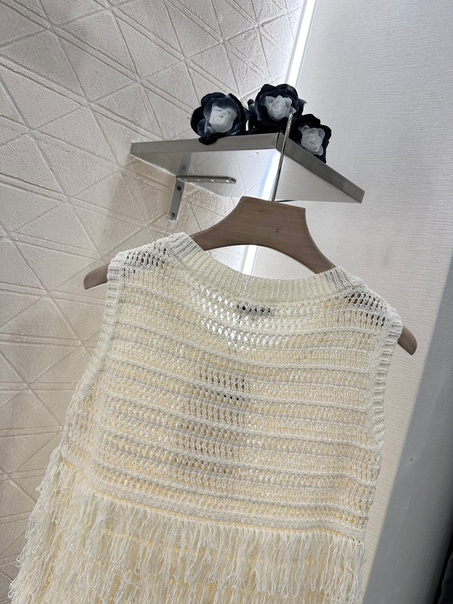 C 2025 new product Tassel knitted vest