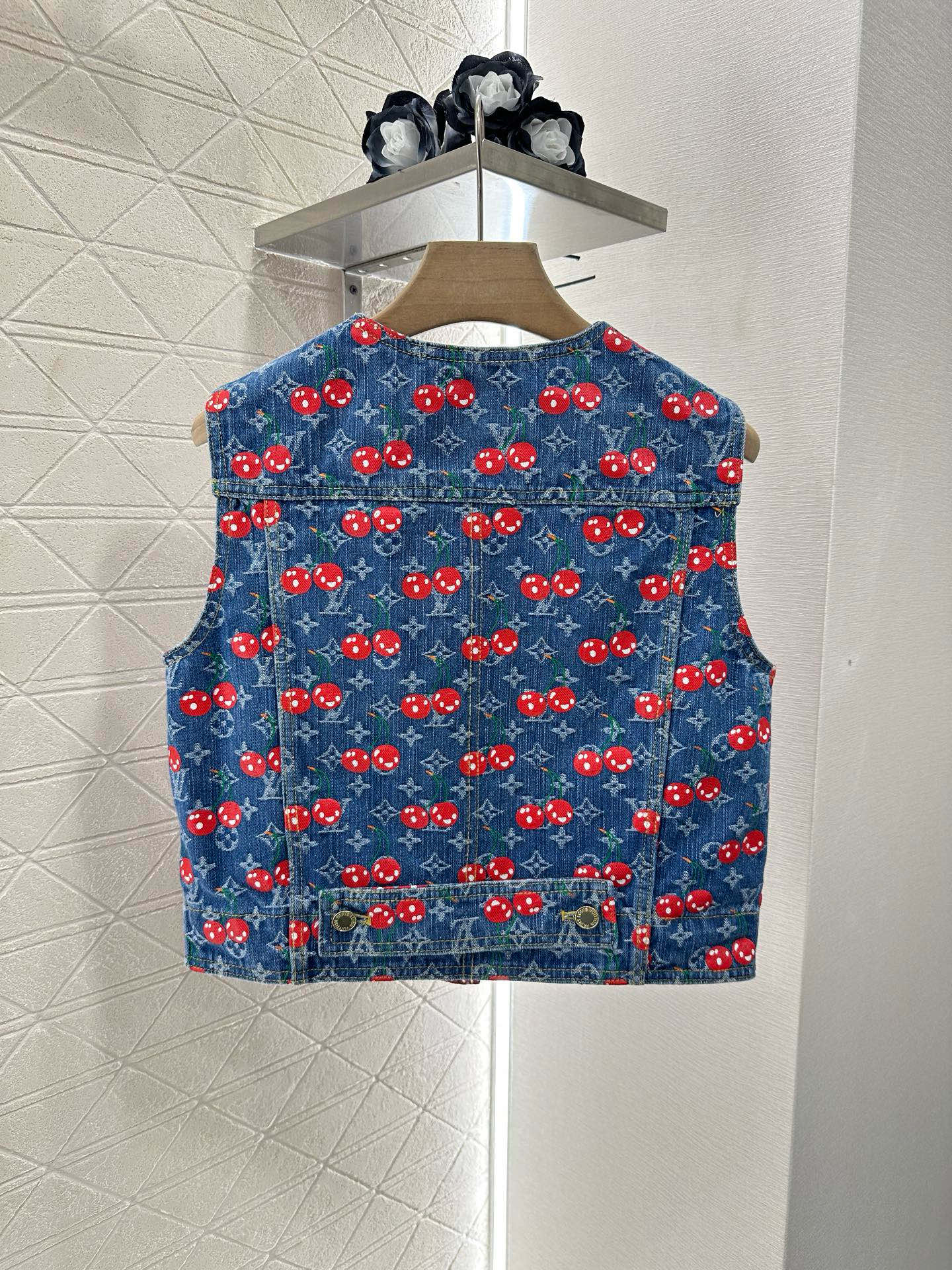 L 2025 new products Vest and skirt set