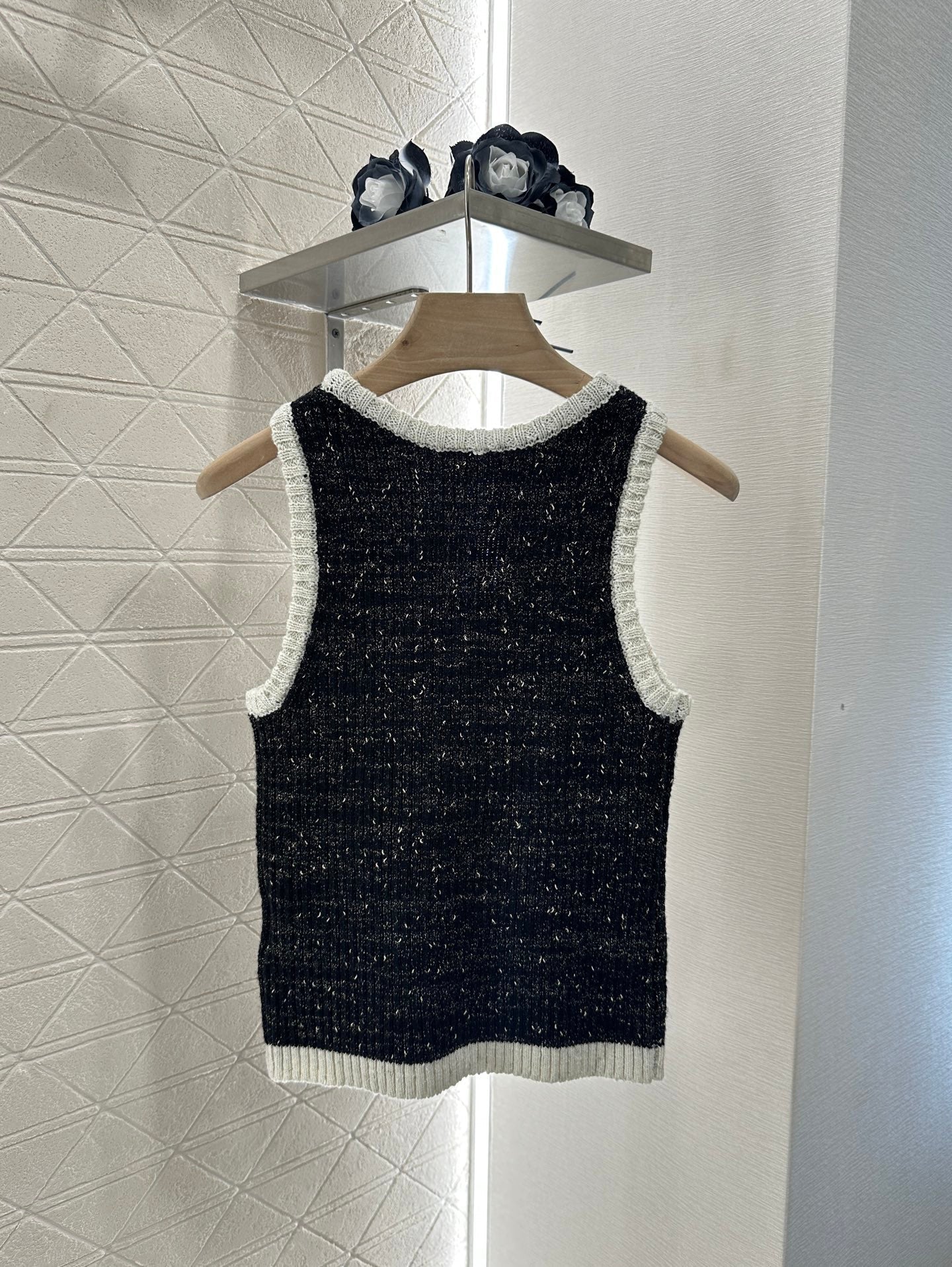 C 25 new product Knitted vest