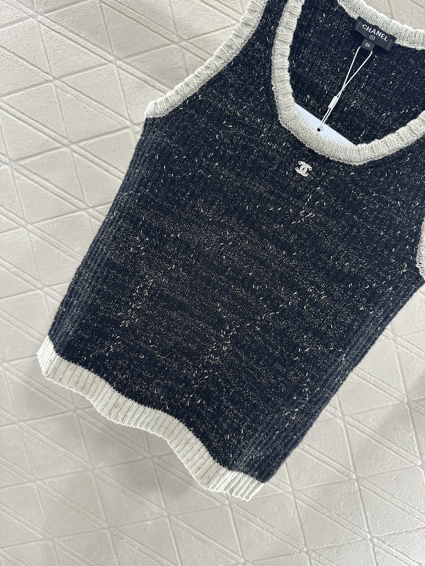 C 25 new product Knitted vest