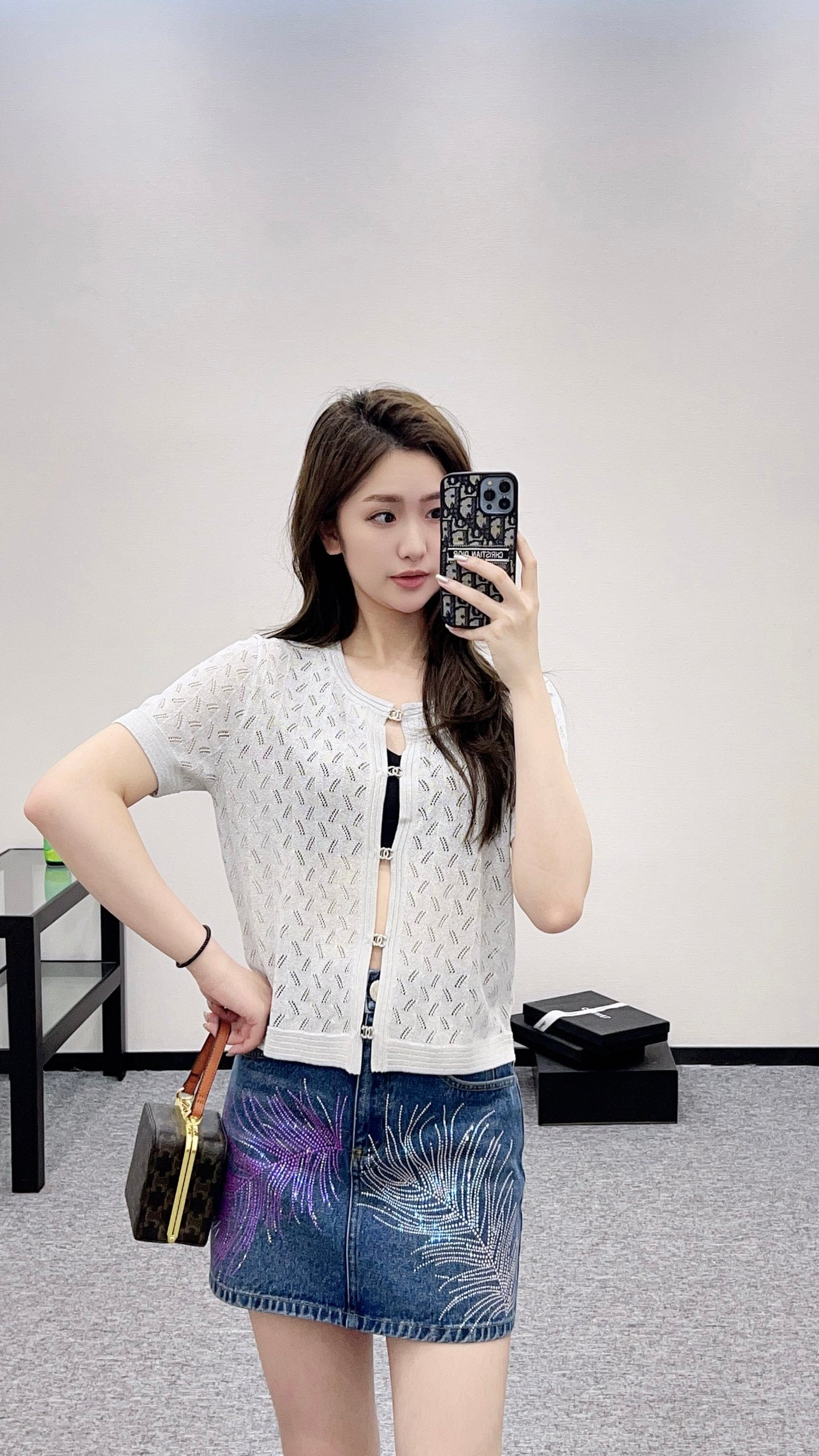 C 25 new product Rhinestone button cardigan