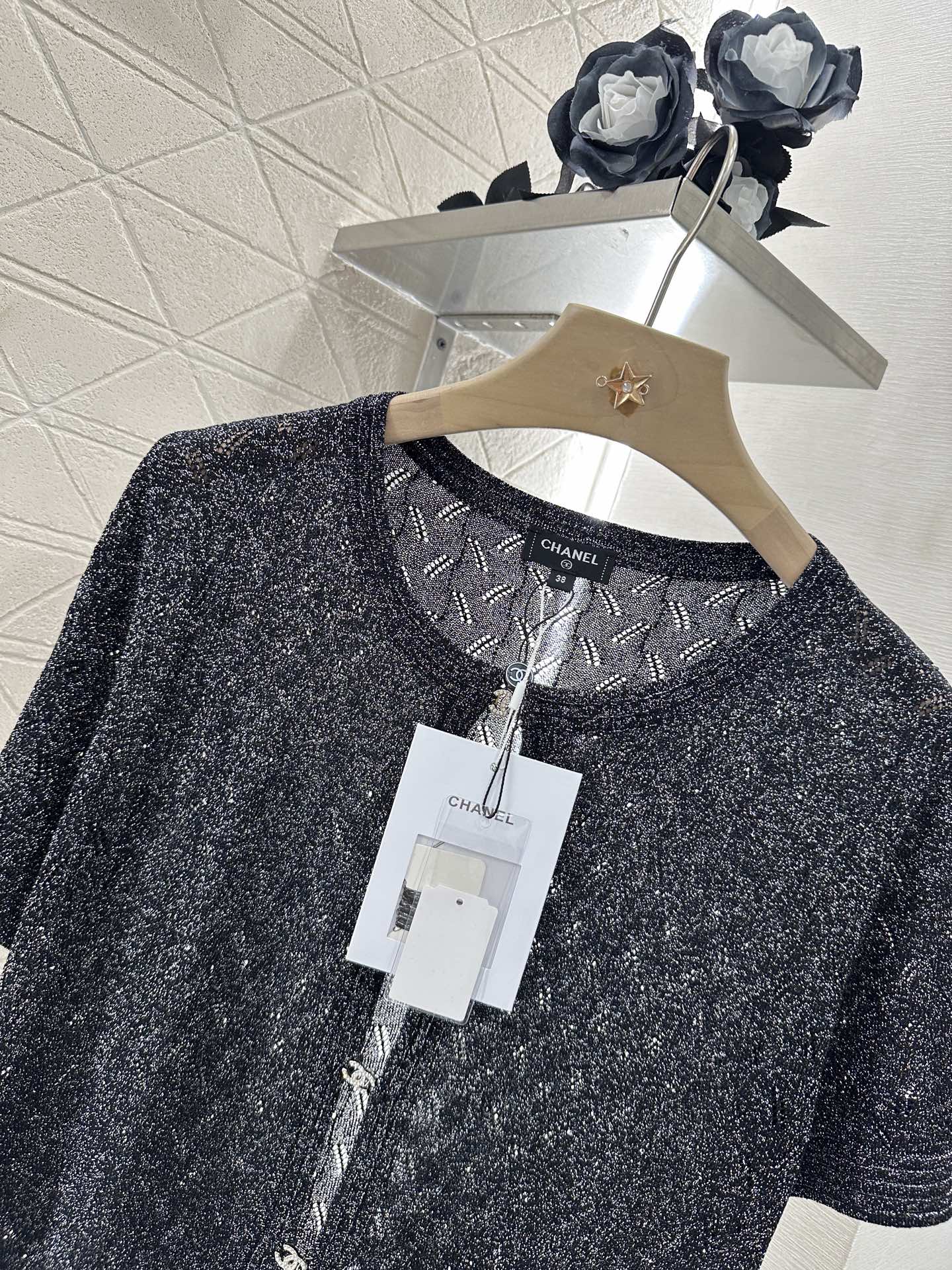 C 25 new product Rhinestone button cardigan