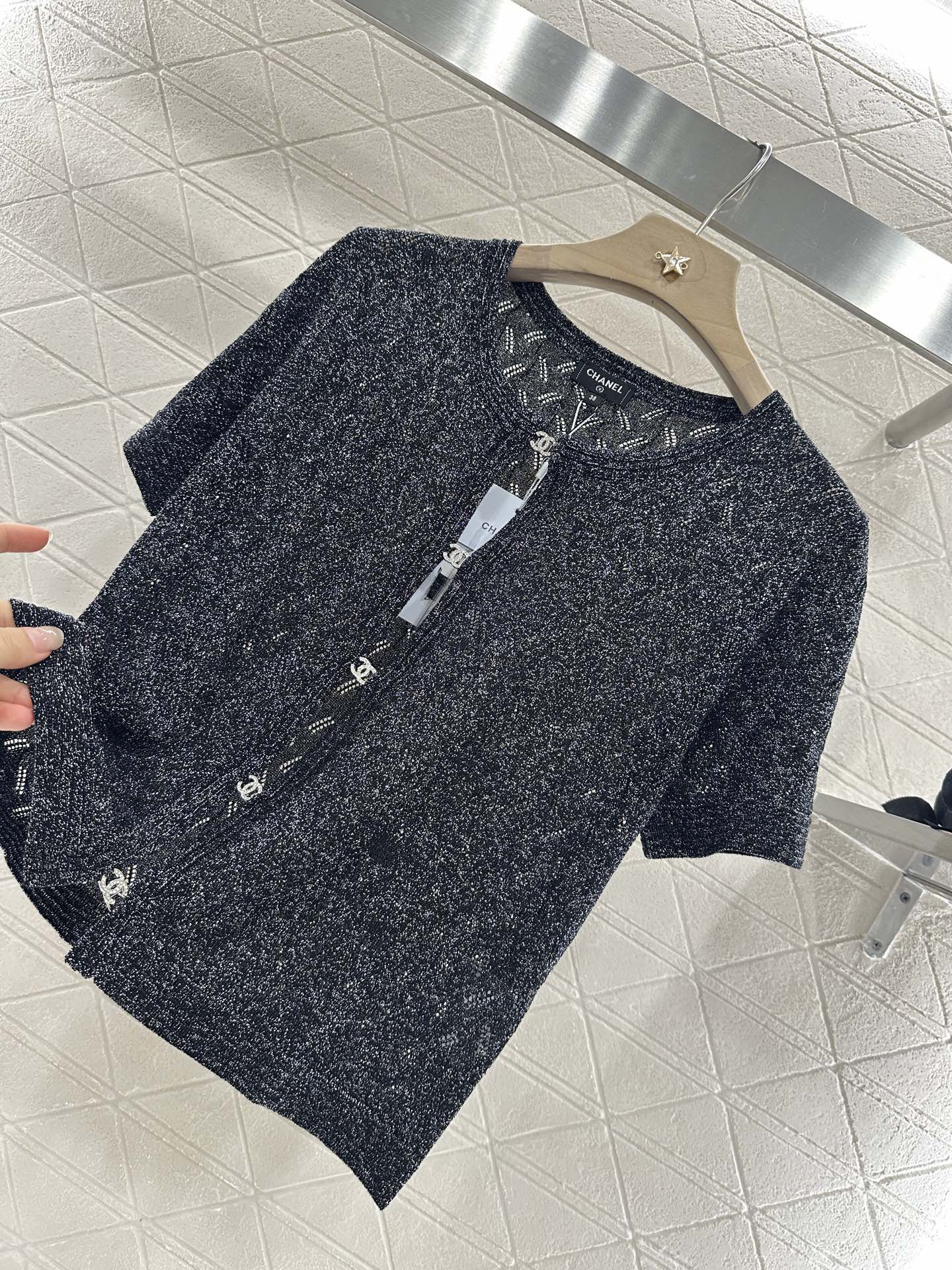 C 25 new product Rhinestone button cardigan