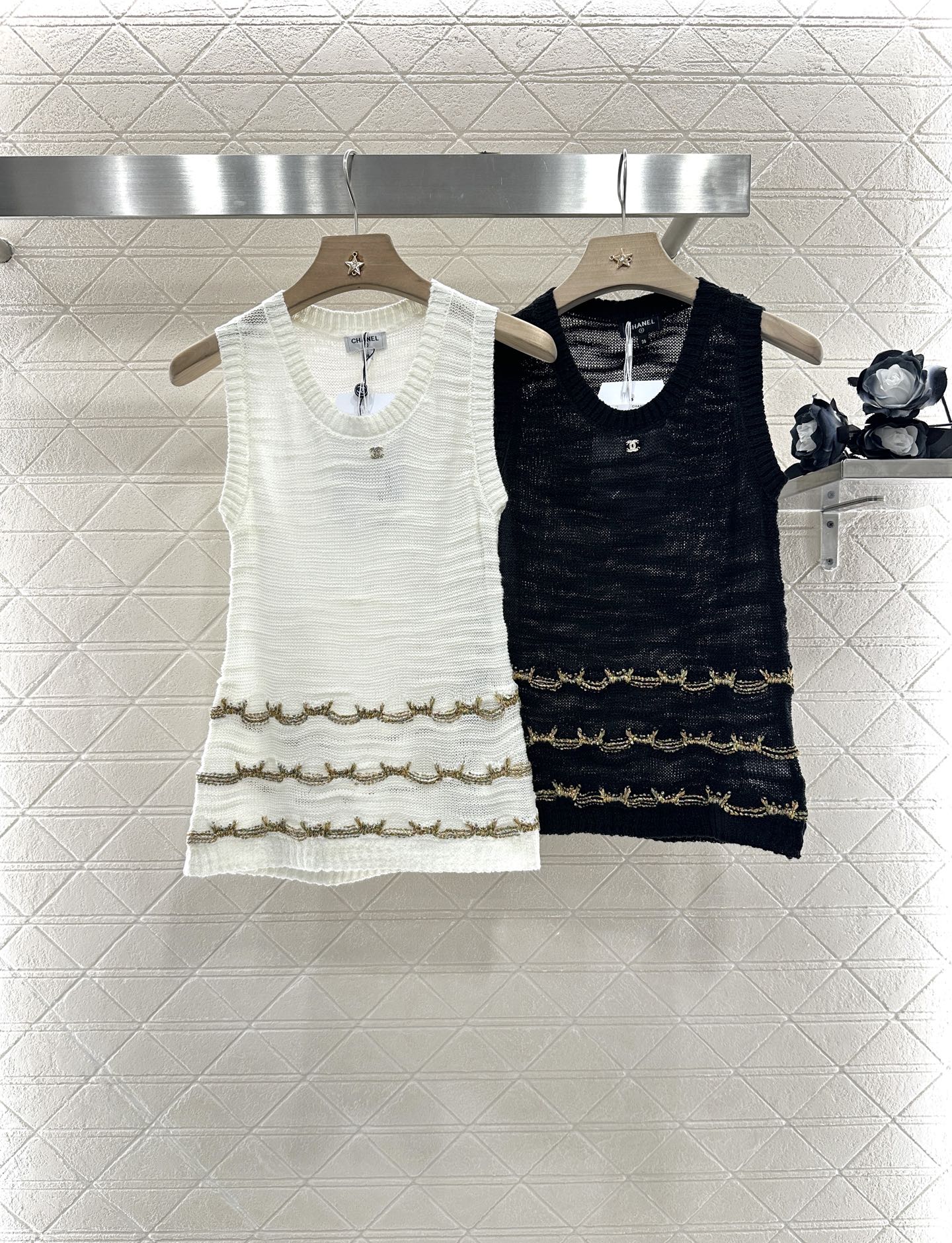 C 25 new product Embroidered knitted vest