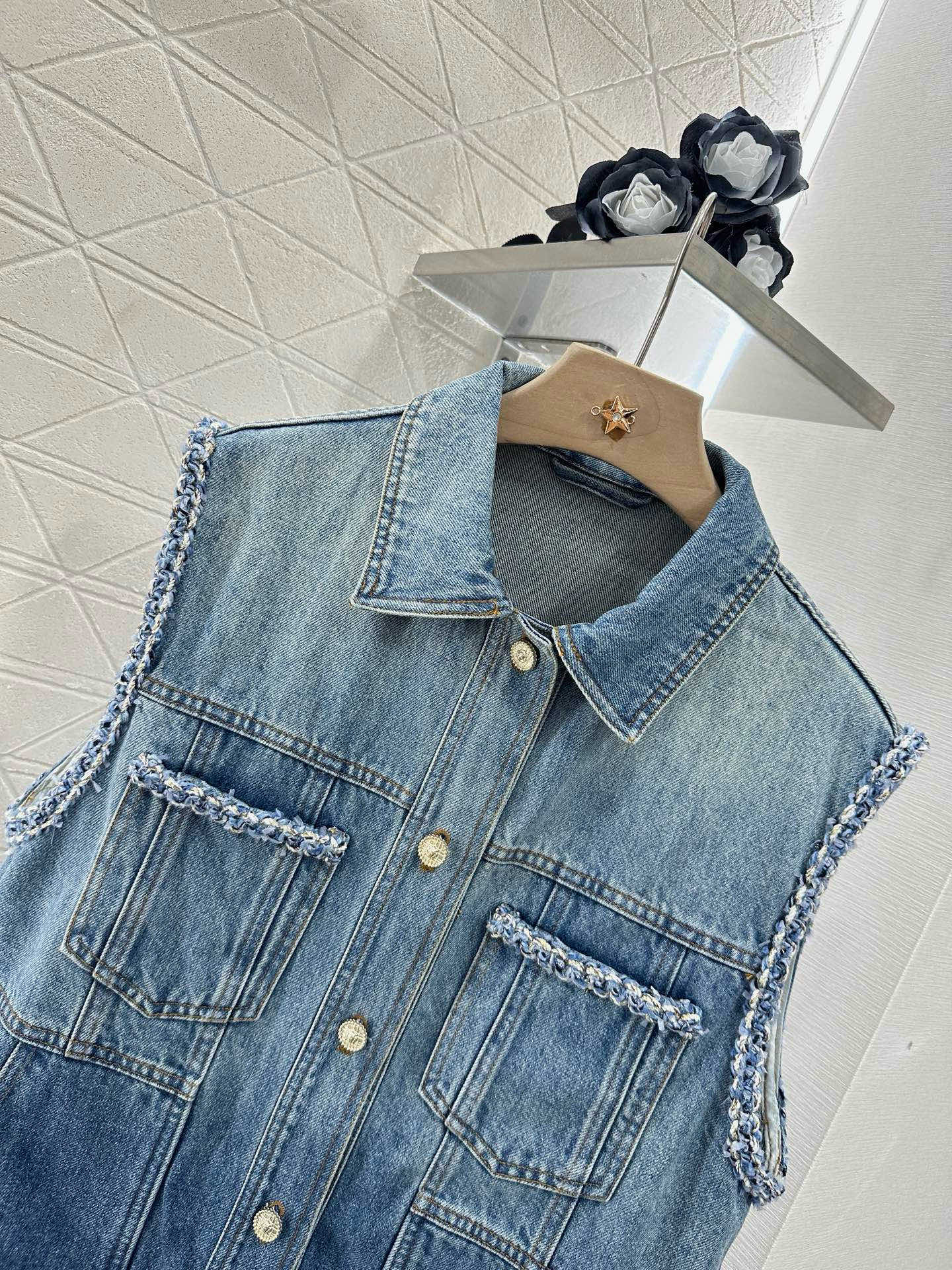 C 2025 new product Denim vest shorts set