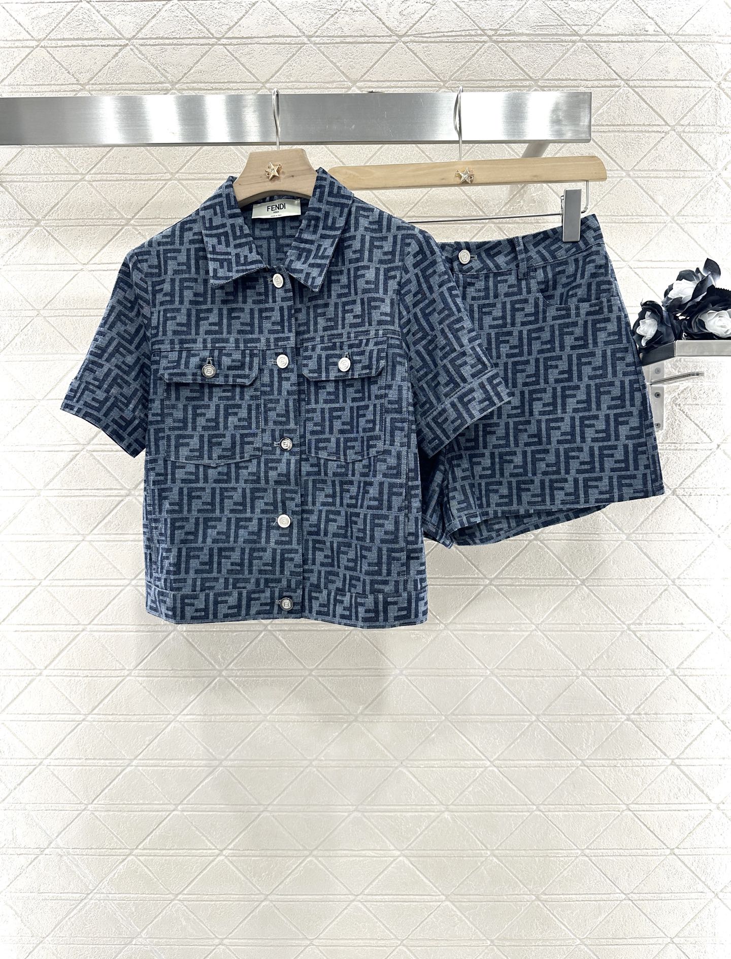 F 2025 new products Jacket and shorts set