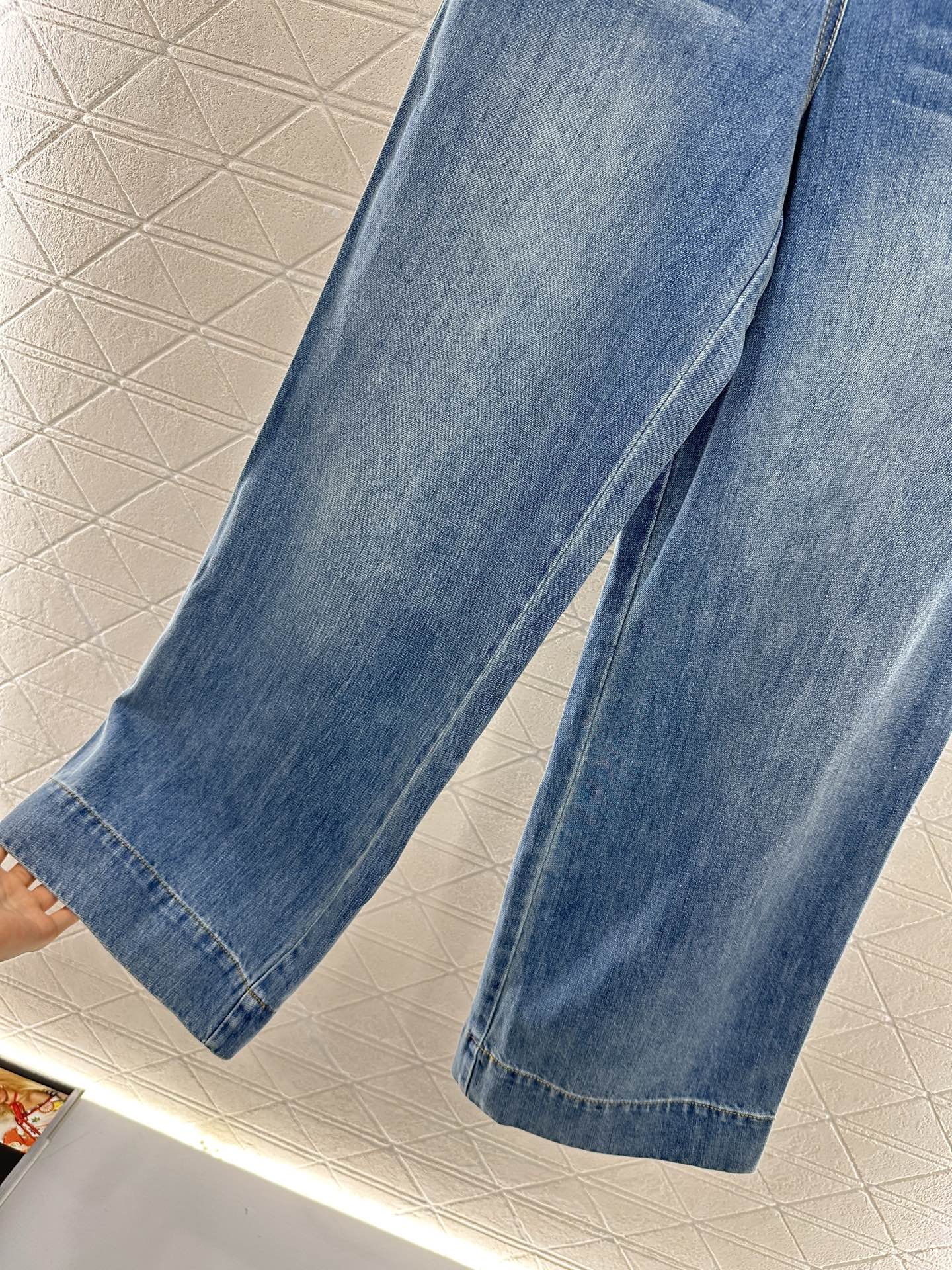 V 2025 new products Denim pocket trousers