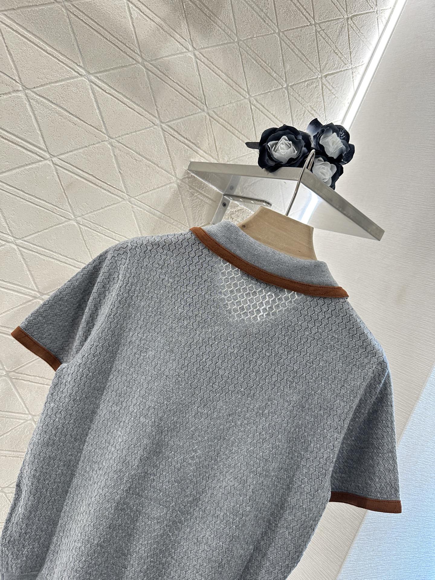 M 2025 new product Knitted lapel short sleeves