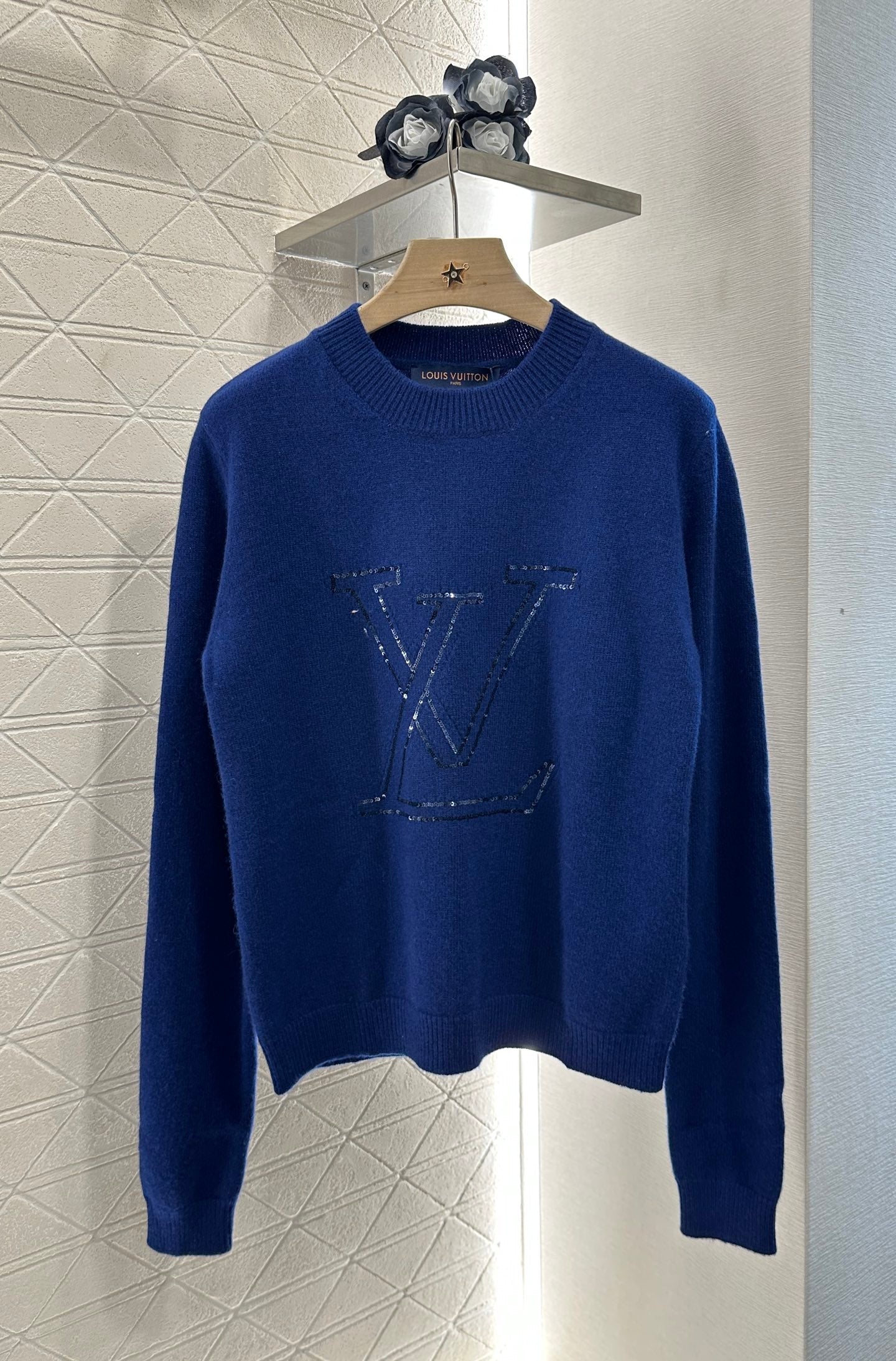 L 2025 new product Sequin sweater