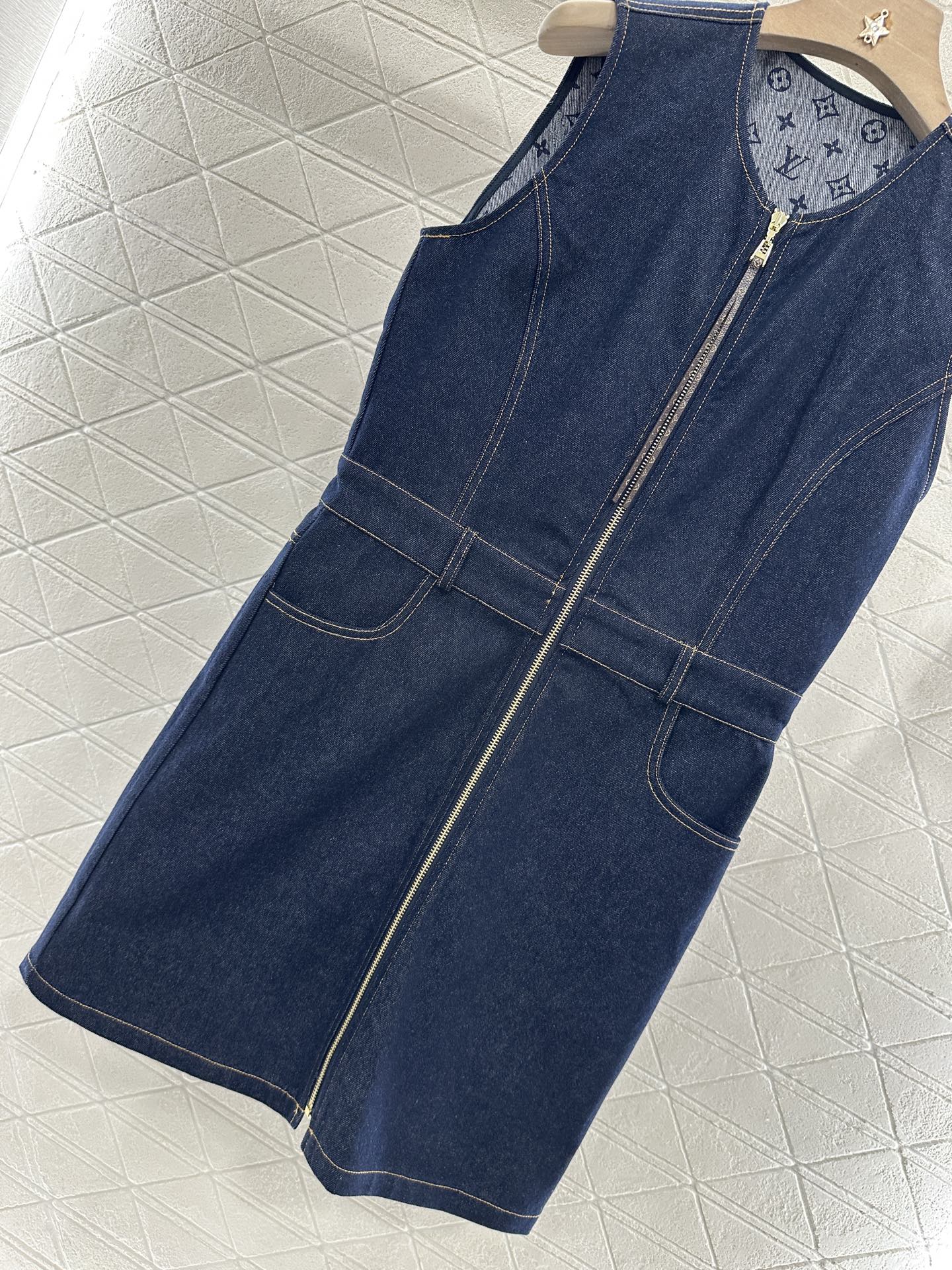 L 2025 new product Denim vest skirt